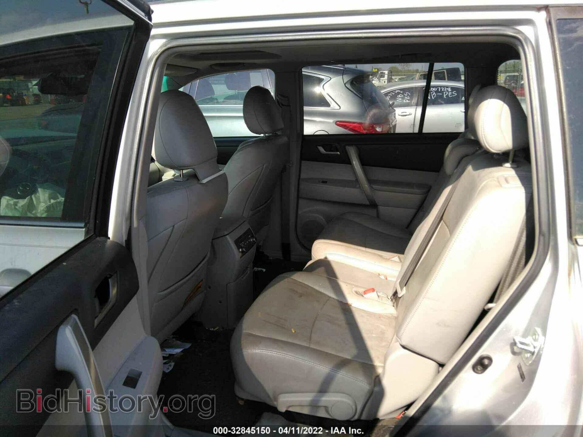 2012 TOYOTA HIGHLANDER - VIN: 5TDZK3EH2CS080517 - Фото 8