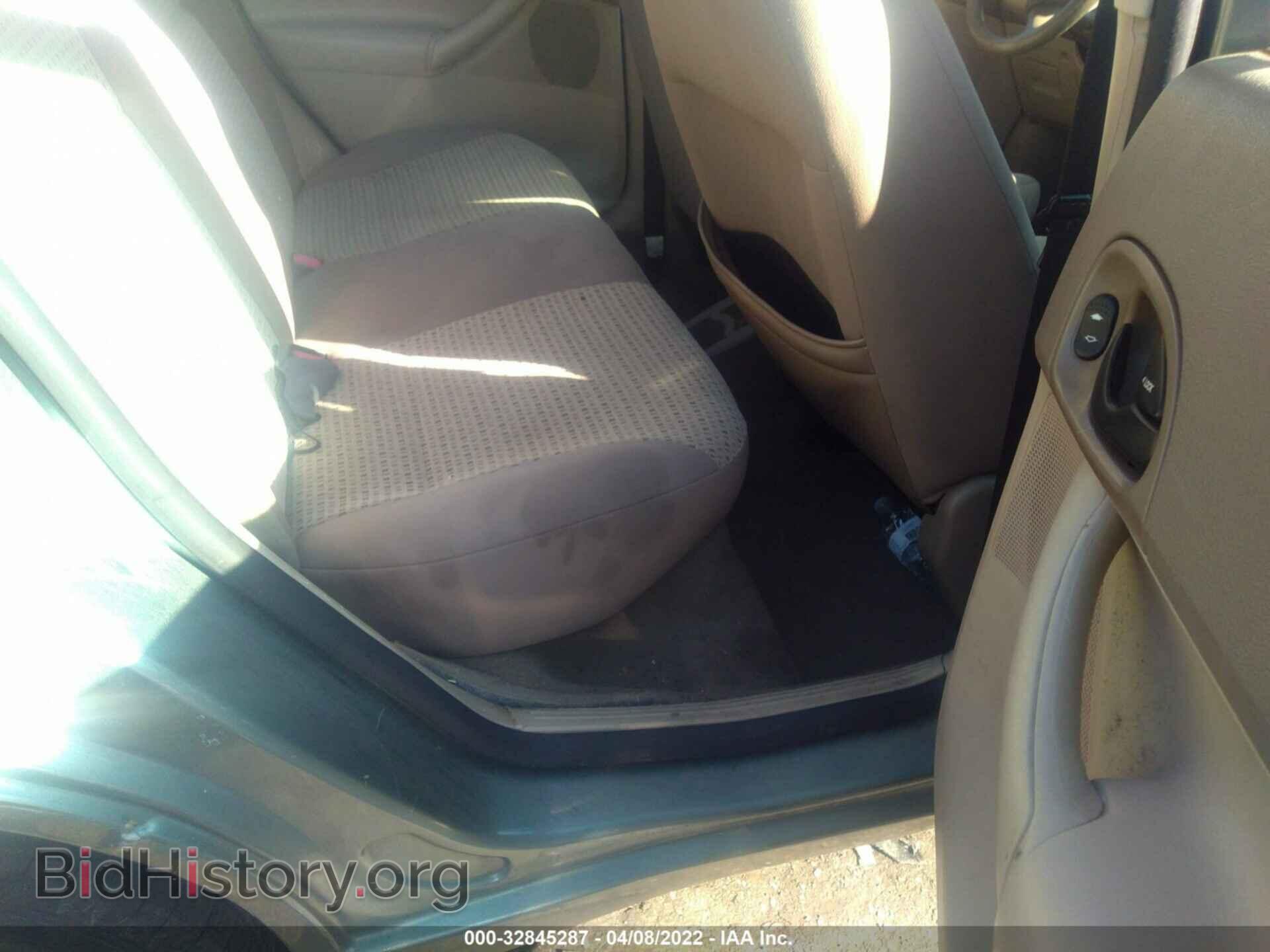 2006 FORD FOCUS - VIN: 1FAFP34NX6W180564 - Фото 8