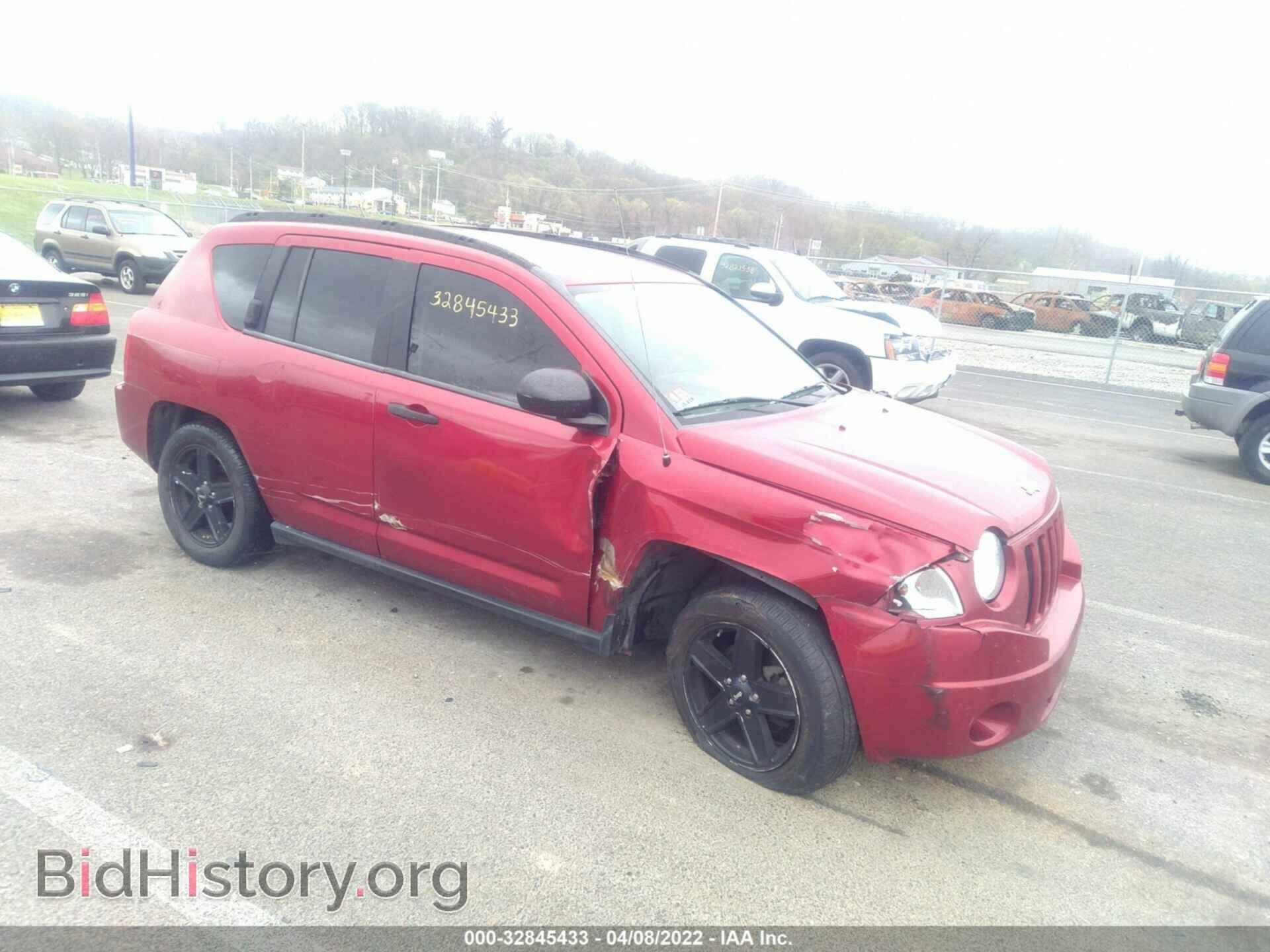 Photo 1J8FF47W17D167747 - JEEP COMPASS 2007