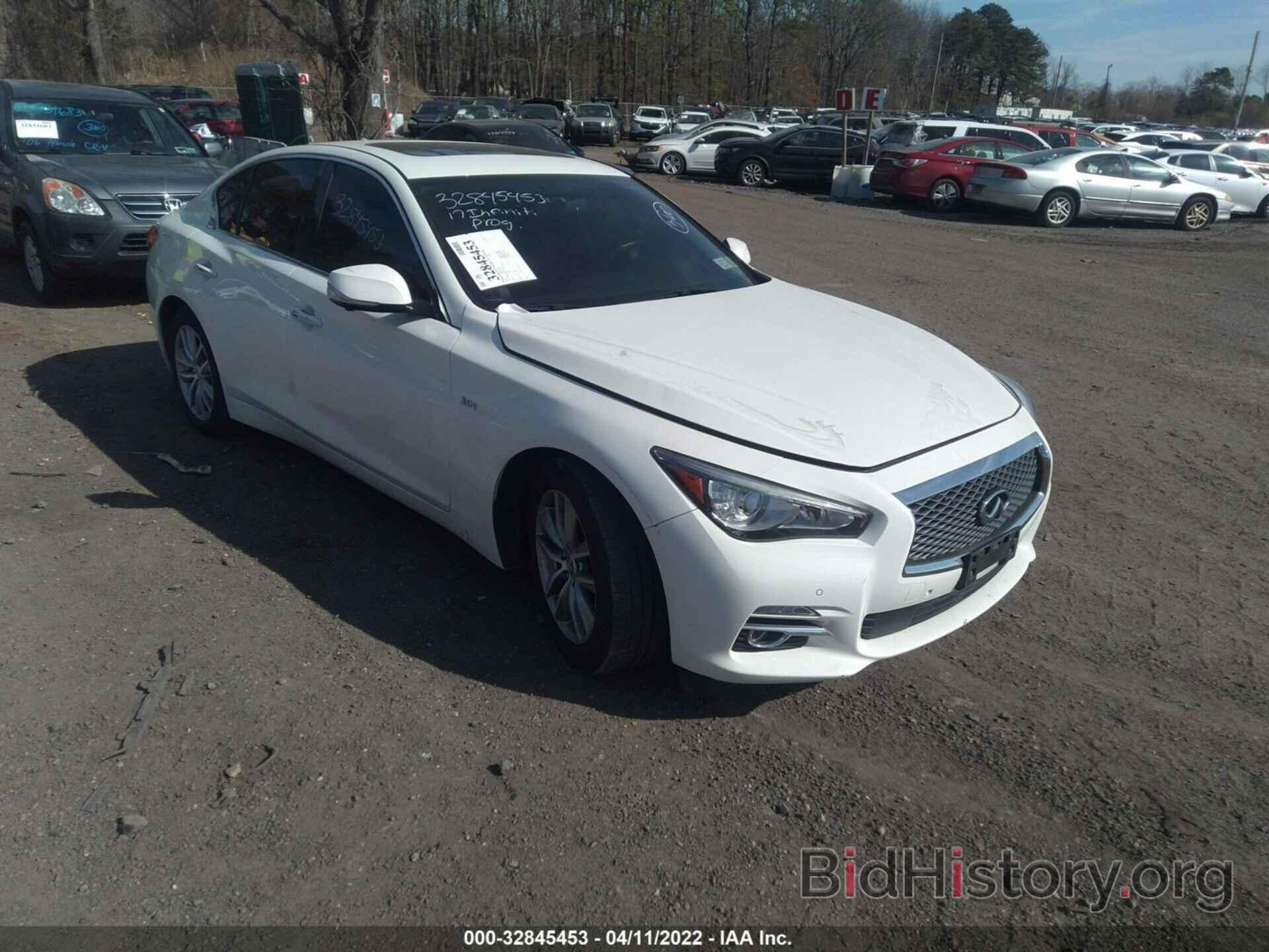 Photo JN1EV7AR7HM831953 - INFINITI Q50 2017