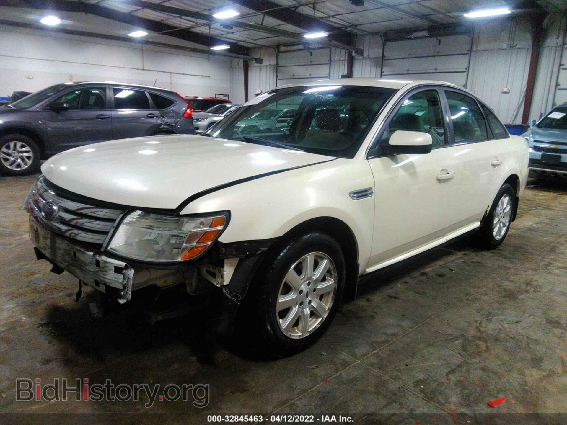 2009 FORD TAURUS - VIN: 1FAHP23W09G109224 - Фото 2