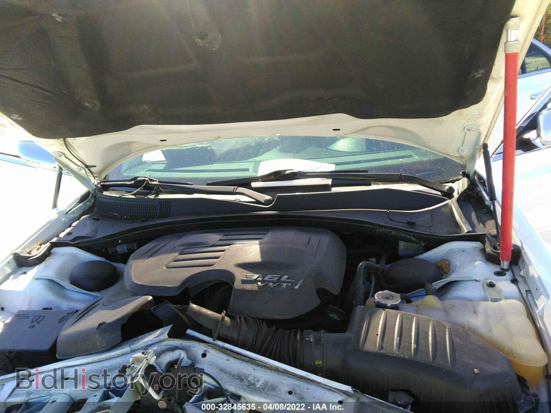 2016 CHRYSLER 300 - VIN: 2C3CCAEG7GH189689 - Фото 10