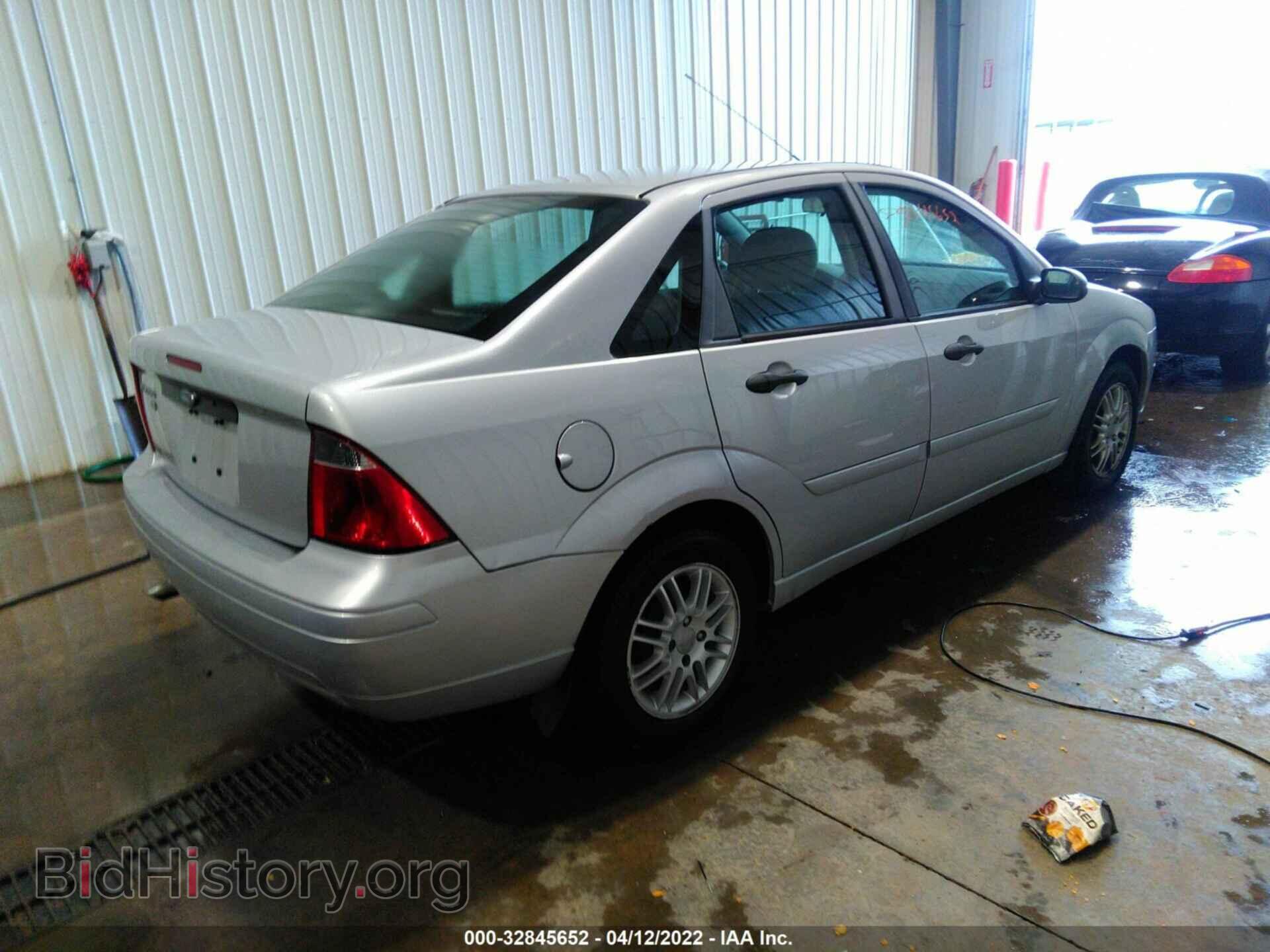 2007 FORD FOCUS - VIN: 1FAFP34NX7W302292 - Фото 2