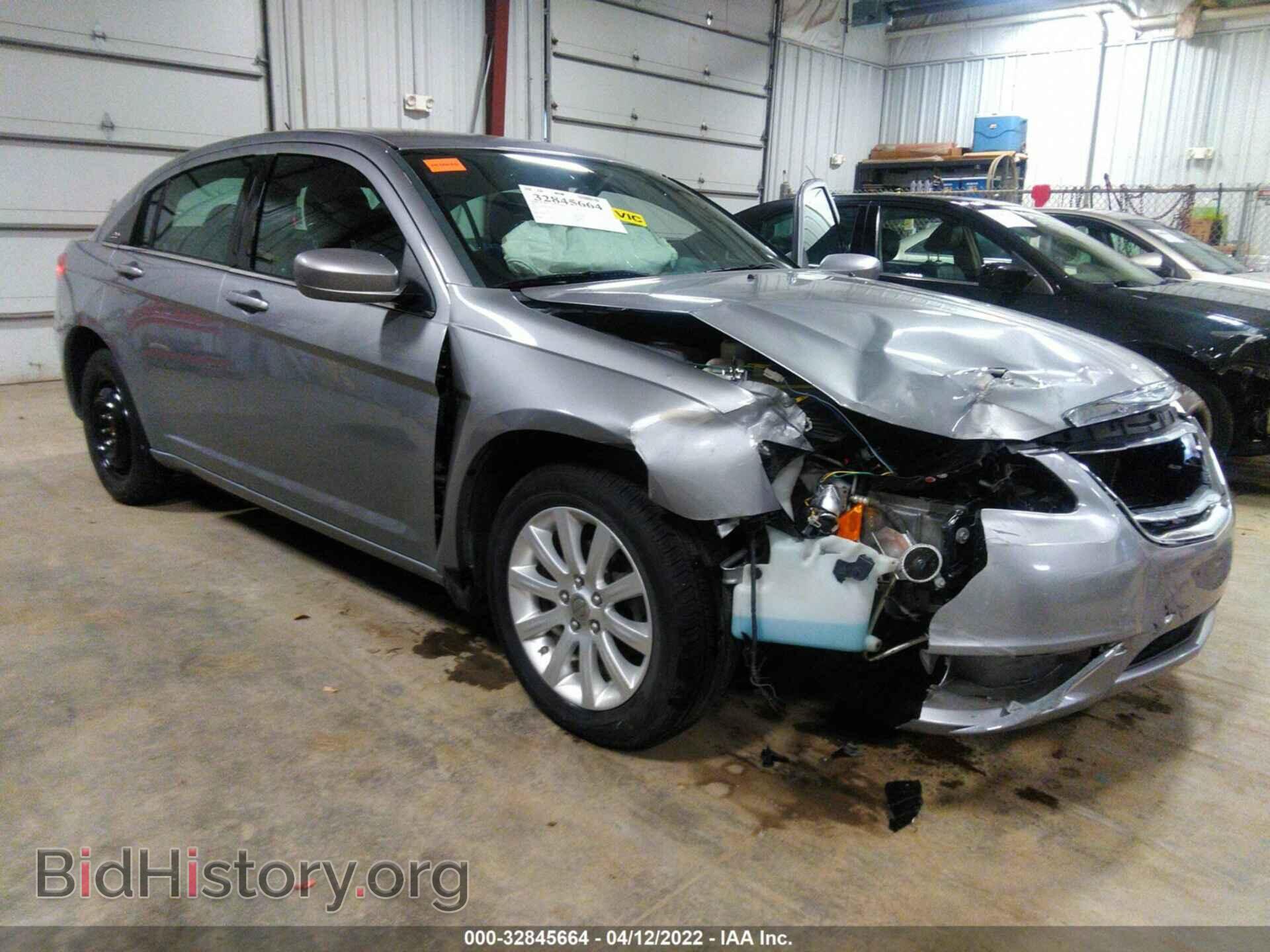 Photo 1C3CCBBB1DN545331 - CHRYSLER 200 2013