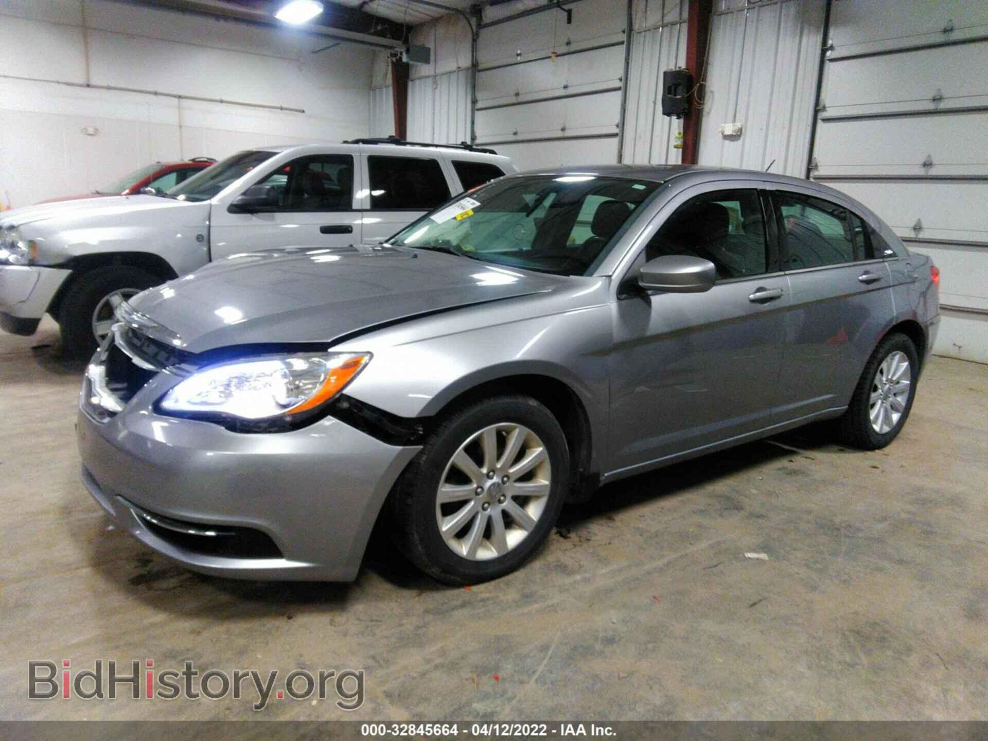 2013 CHRYSLER 200 - VIN: 1C3CCBBB1DN545331 - Photo 2