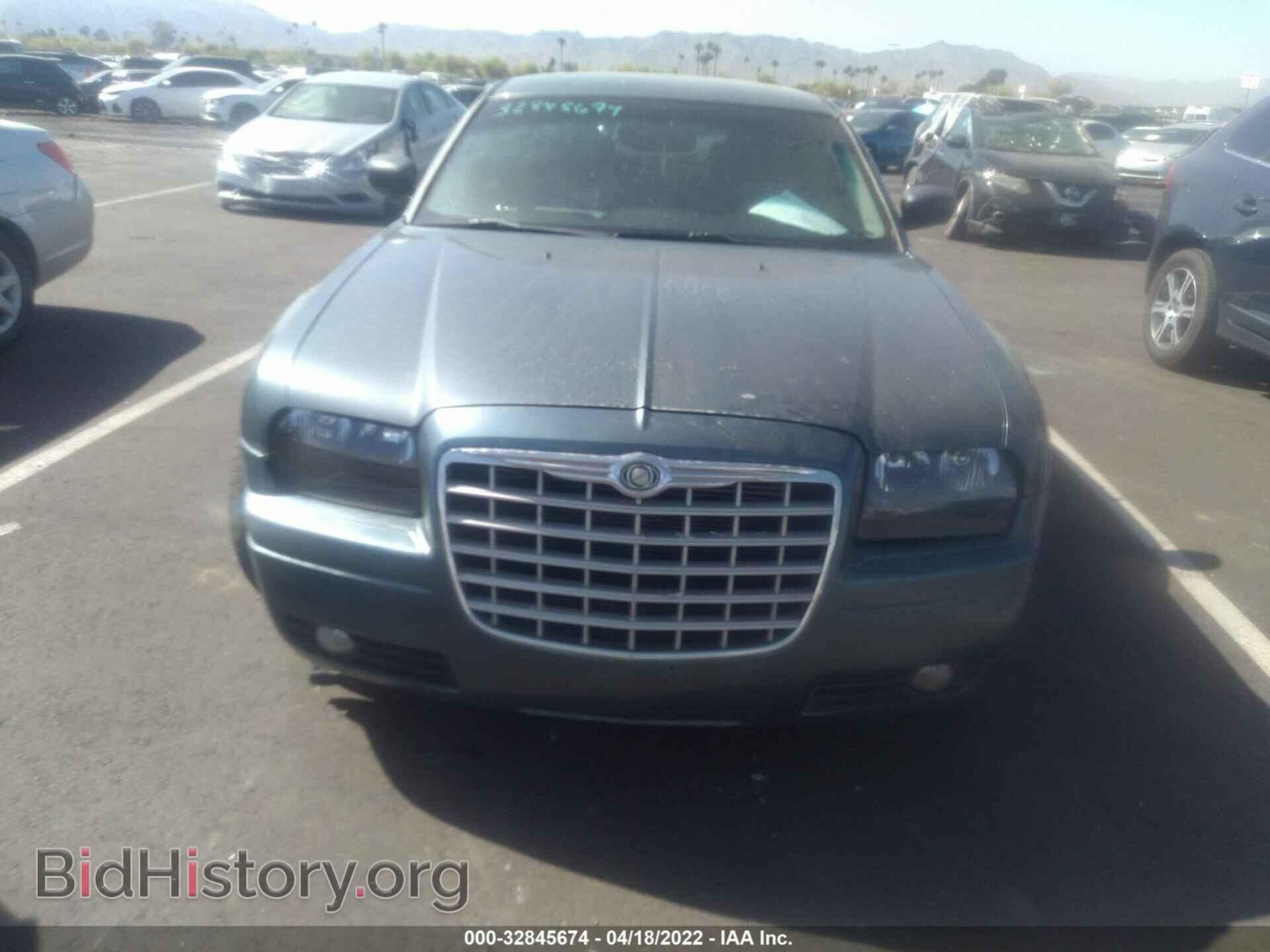 2006 CHRYSLER 300 - VIN: 2C3KA53G46H171807 - Фото 6