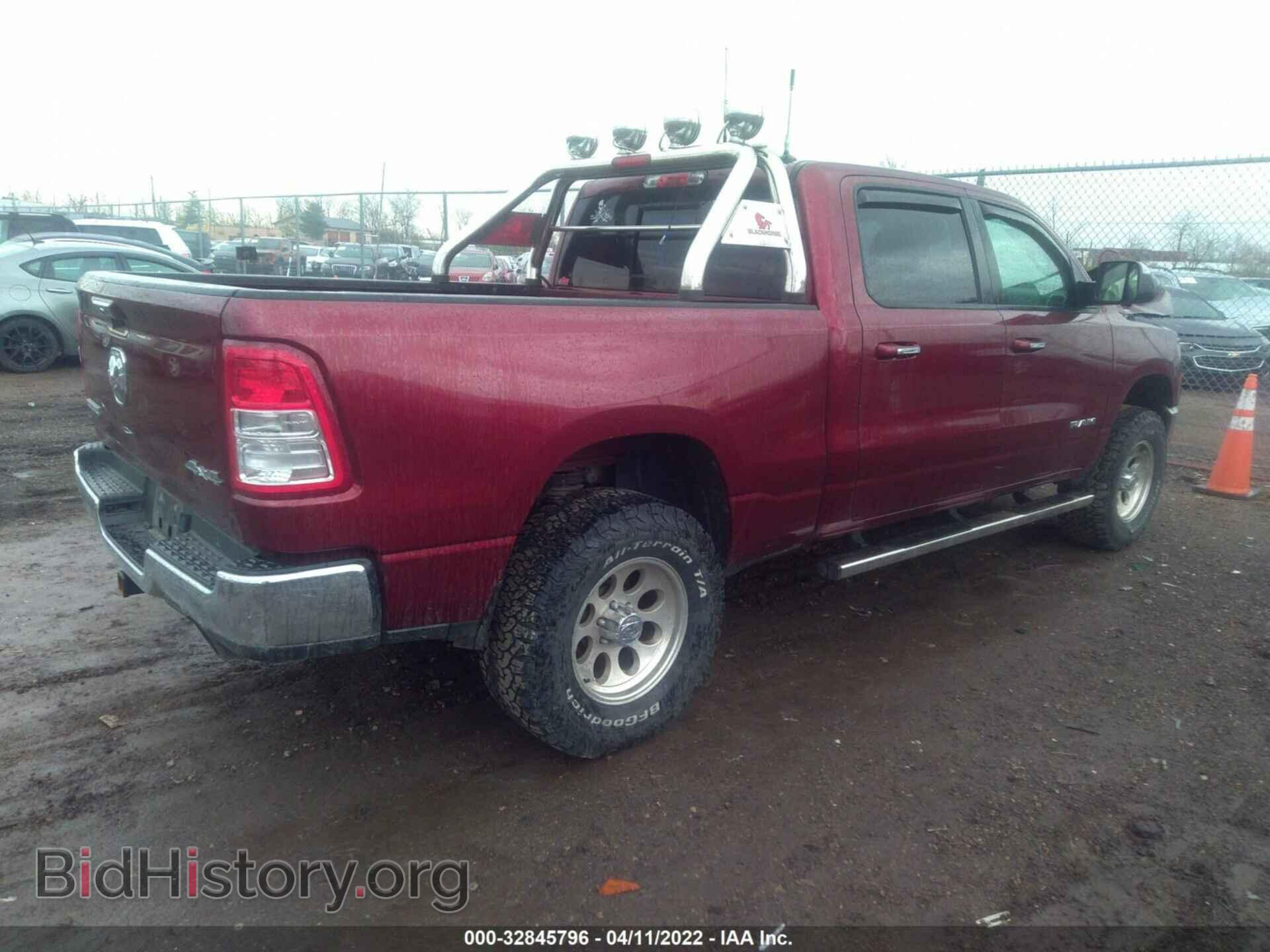 2019 RAM 1500 - VIN: 1C6SRFMT2KN637300 - Фото 4
