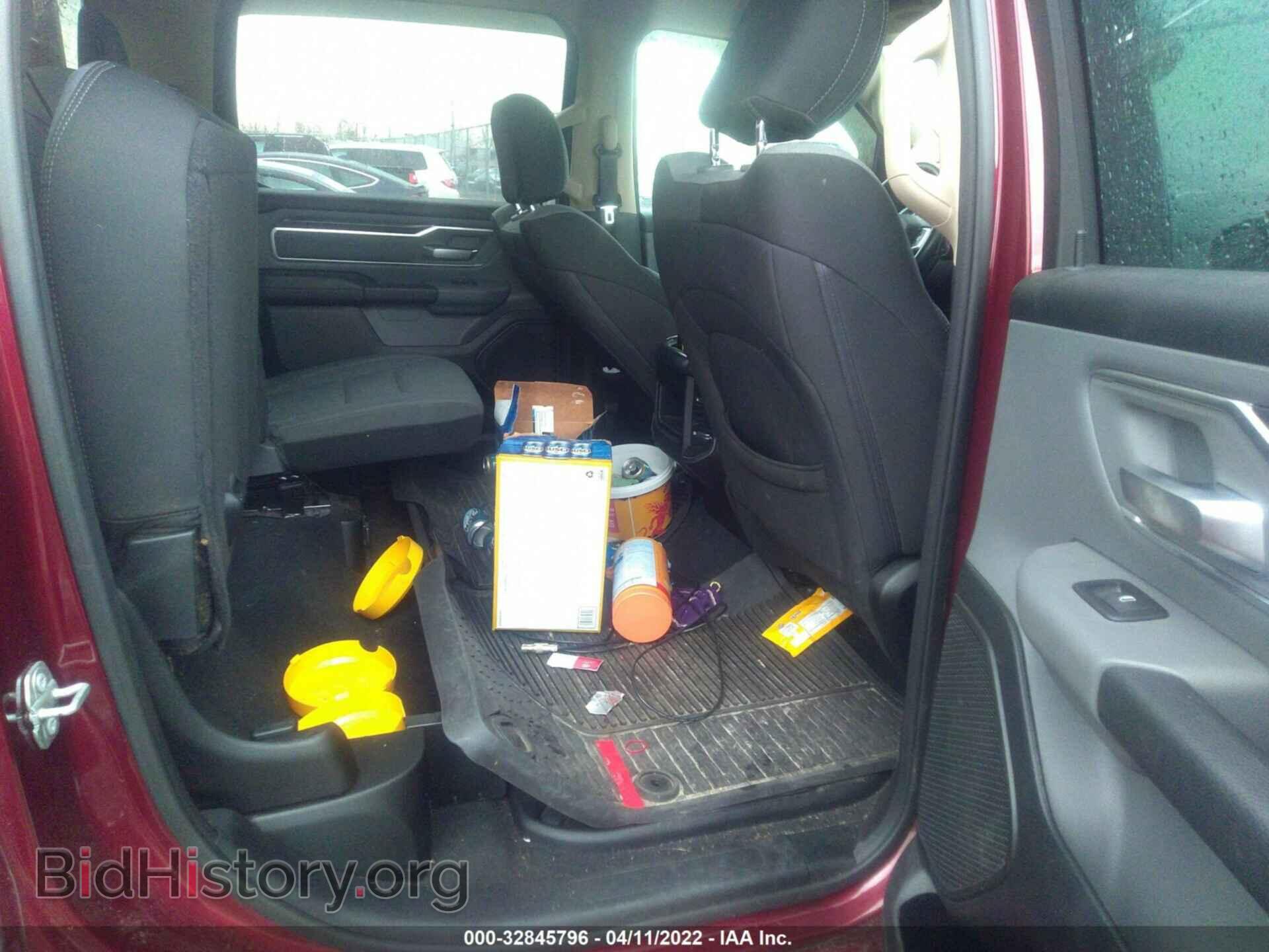 2019 RAM 1500 - VIN: 1C6SRFMT2KN637300 - Фото 8