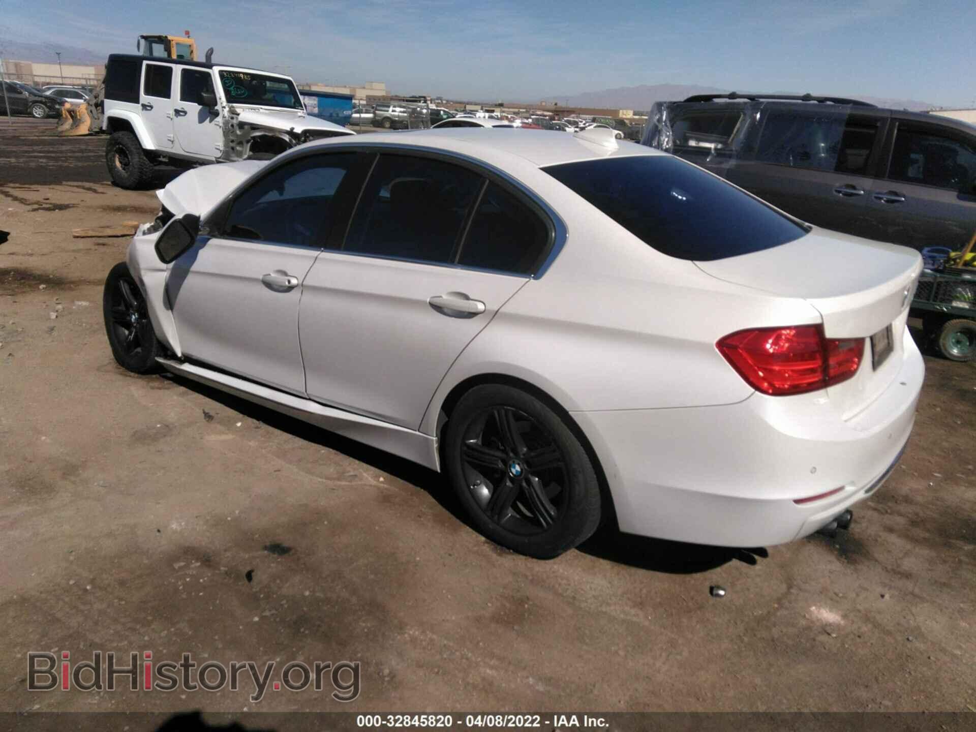 2012 BMW 3 SERIES - VIN: WBA3A5G5XCNP16949 - Фото 3