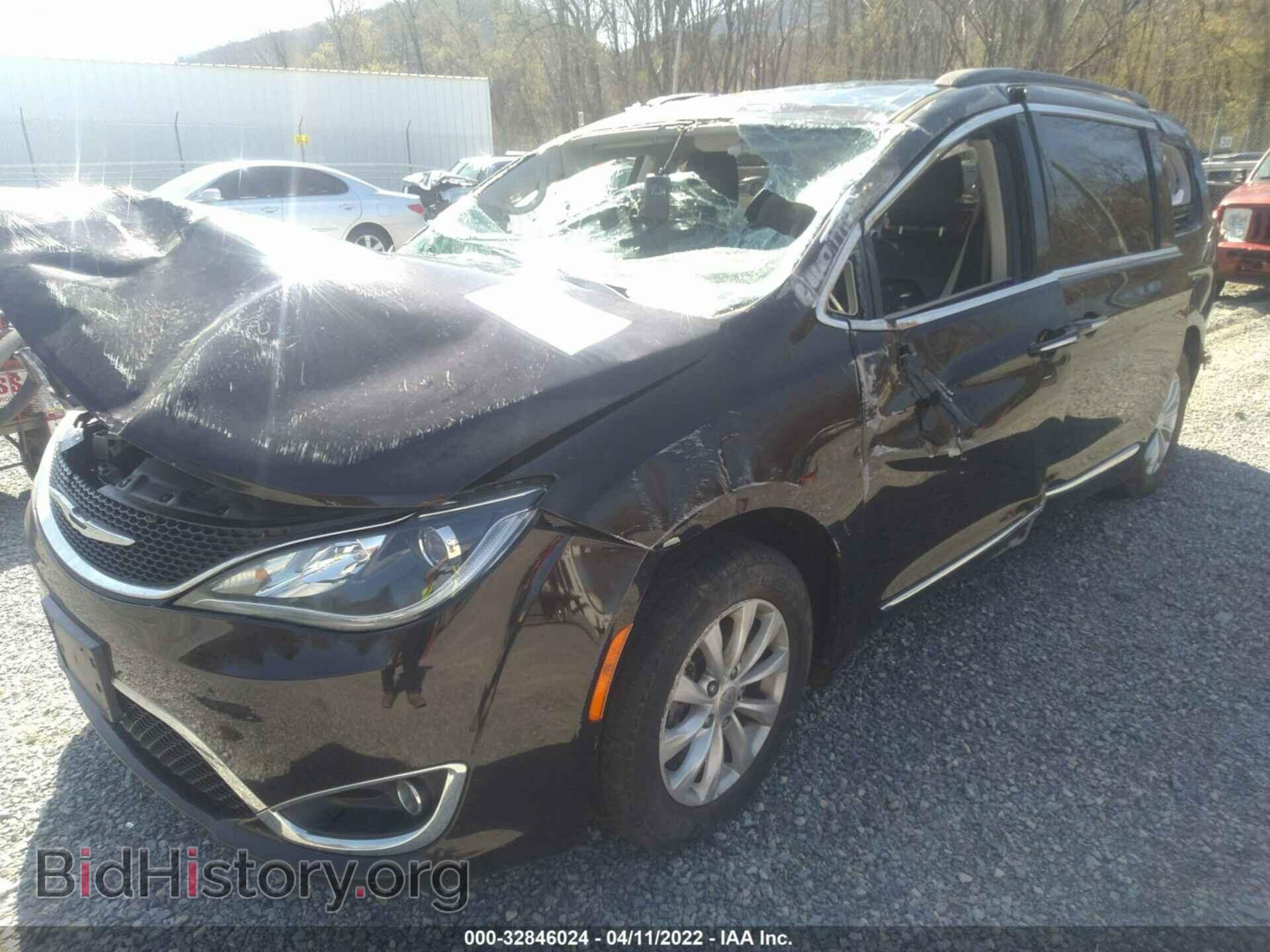 2017 CHRYSLER PACIFICA - VIN: 2C4RC1BG1HR527092 - Фото 2