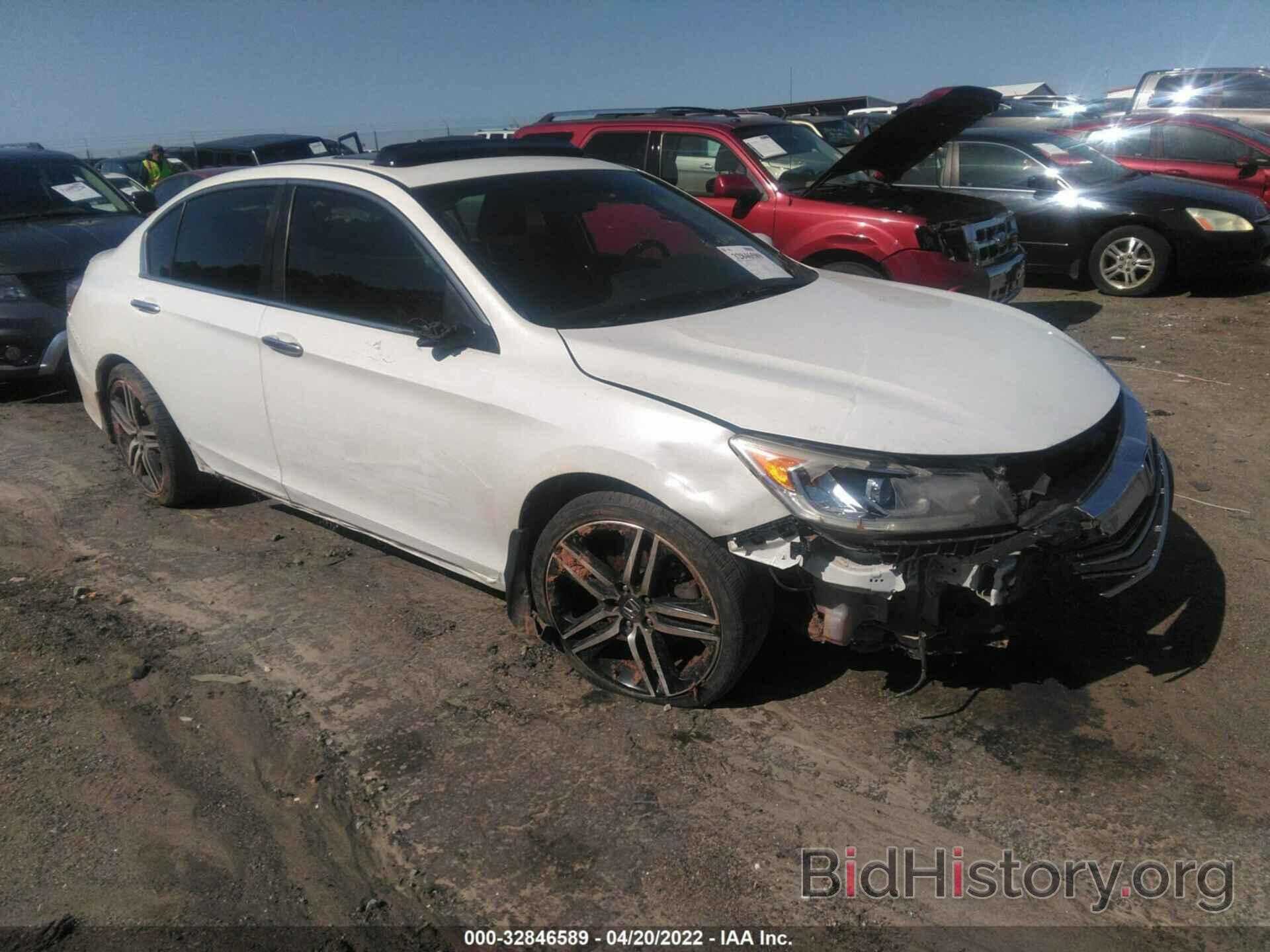 Photo 1HGCR2F10HA047406 - HONDA ACCORD SEDAN 2017