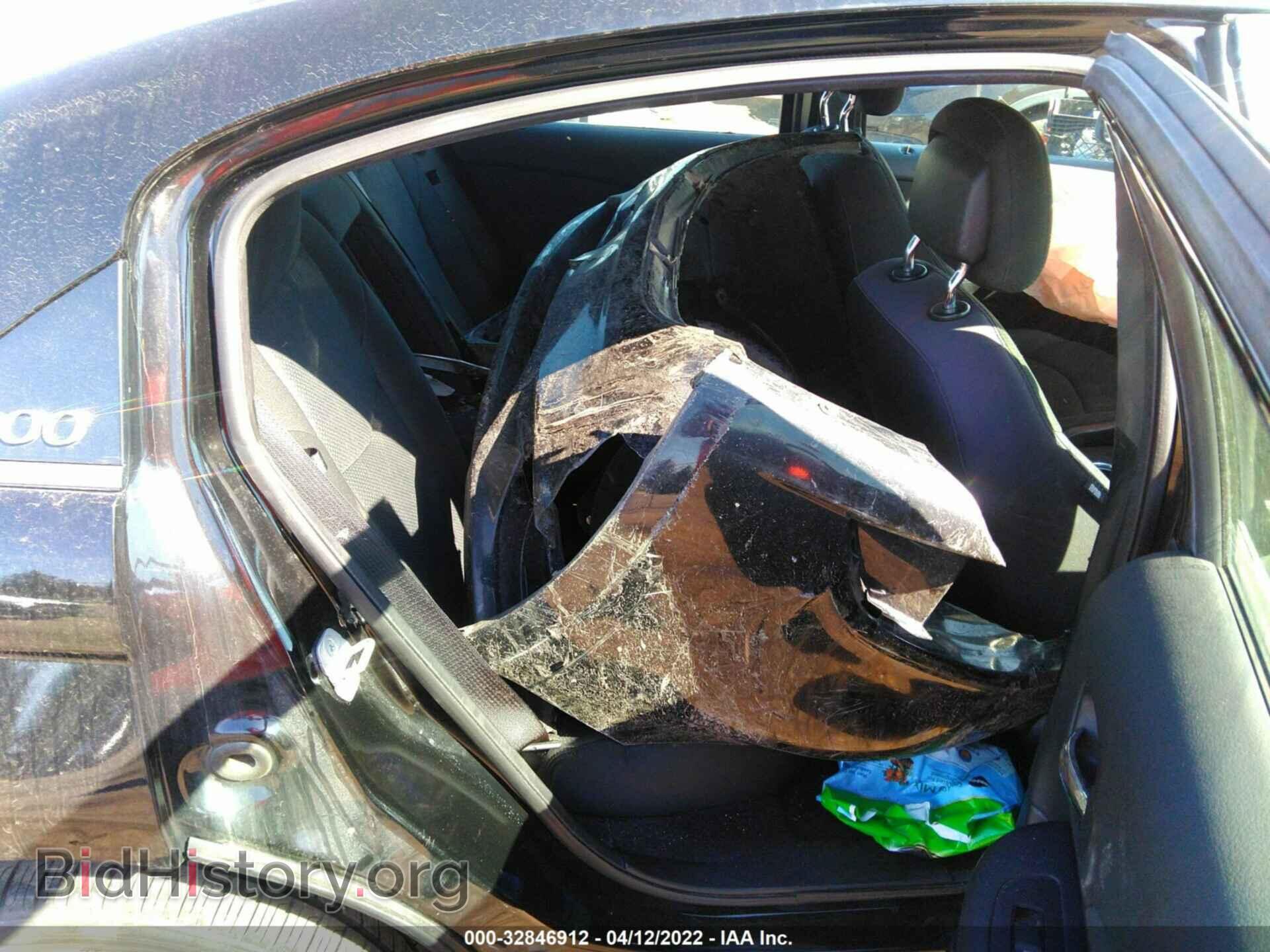 2012 CHRYSLER 200 - VIN: 1C3CCBBB3CN176745 - Фото 8