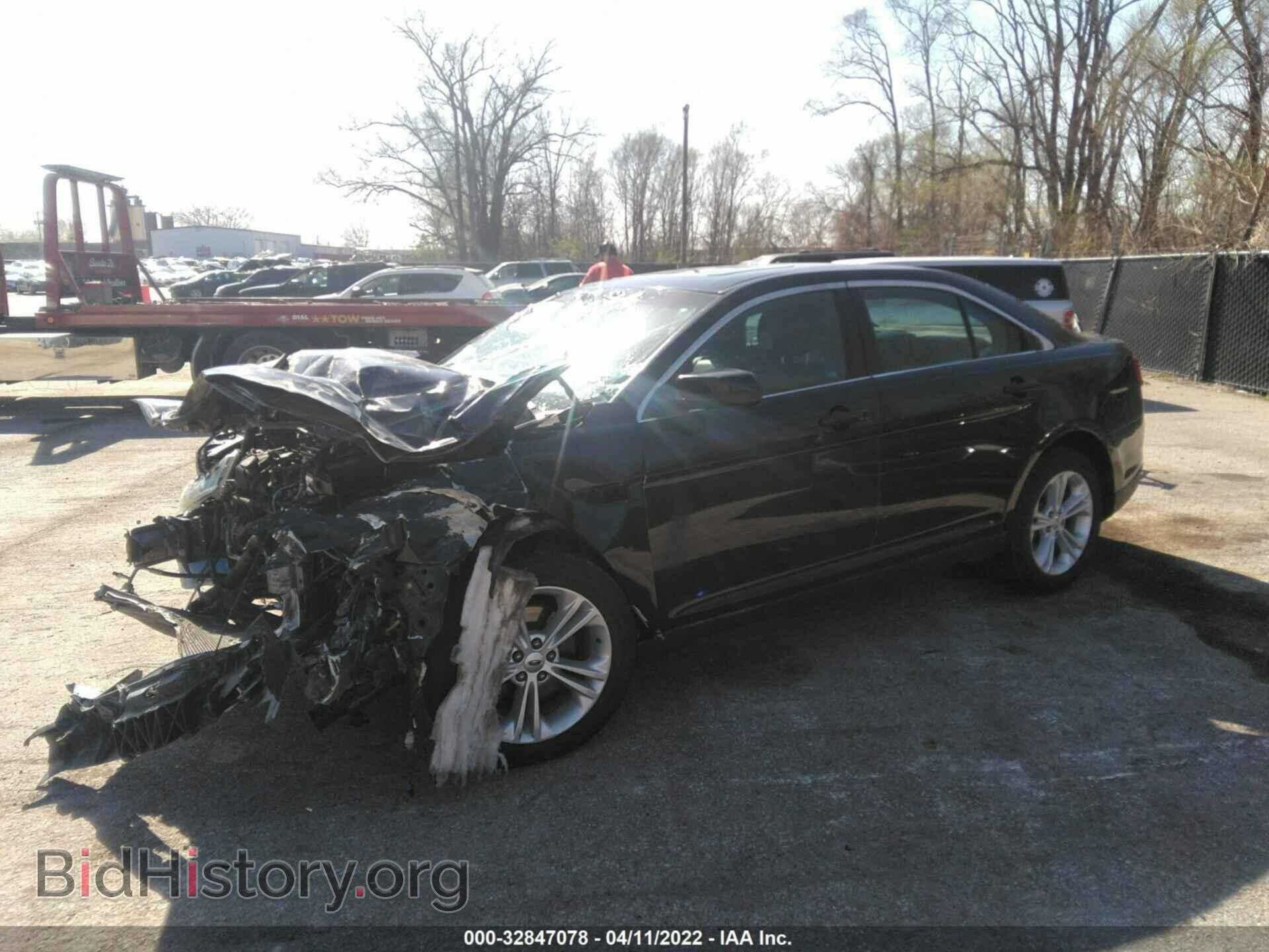 2014 FORD TAURUS - VIN: 1FAHP2E87EG164424 - Фото 2