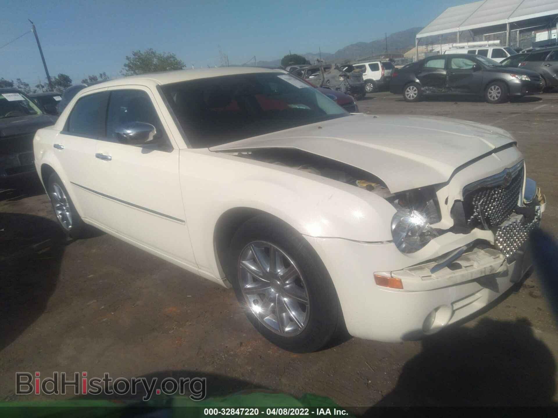 Photo 2C3CA3CV7AH209627 - CHRYSLER 300 2010