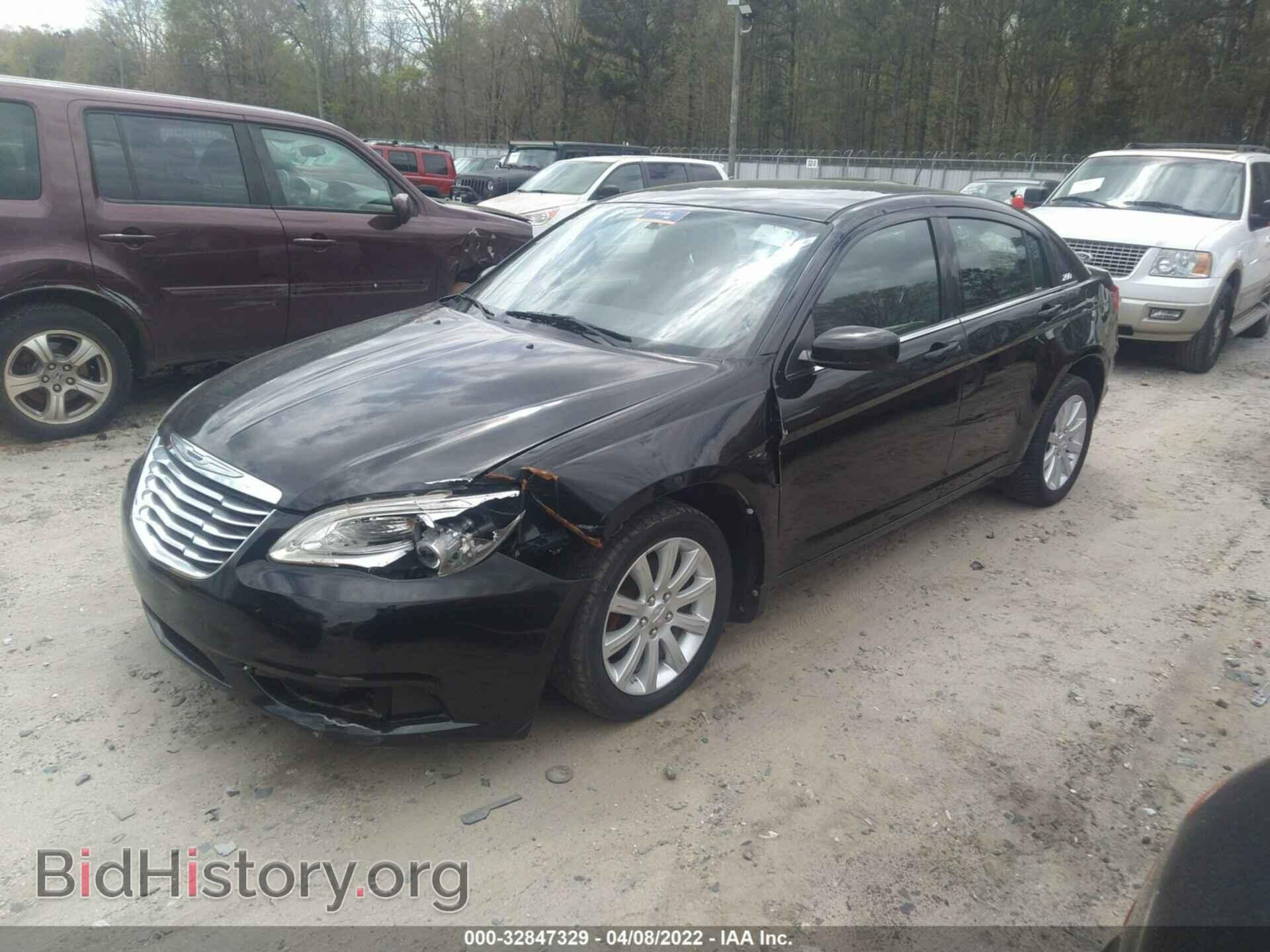 2012 CHRYSLER 200 - VIN: 1C3CCBBB7CN127290 - Фото 2