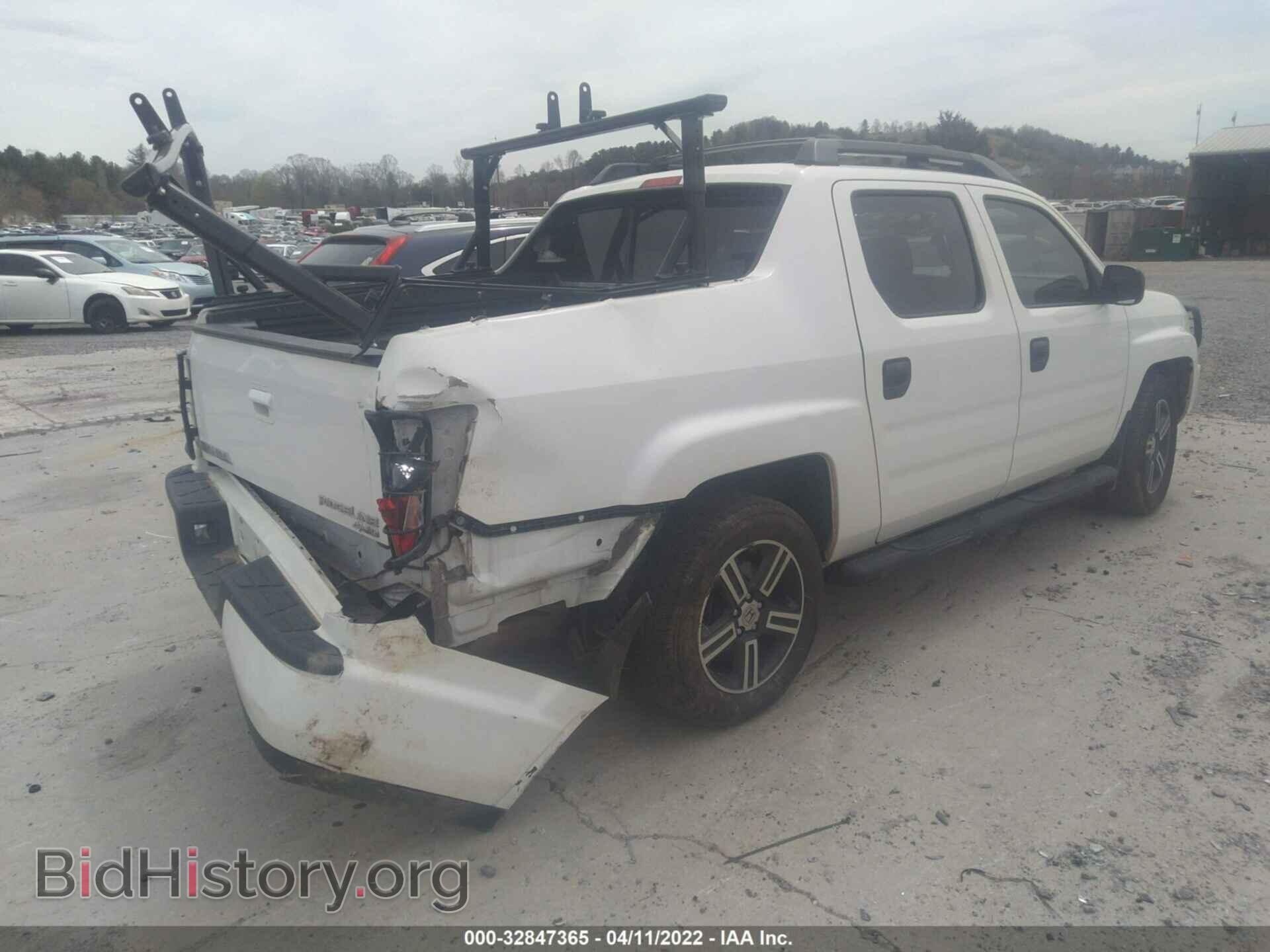 2013 HONDA RIDGELINE - VIN: 5FPYK1F77DB014838 - Фото 4