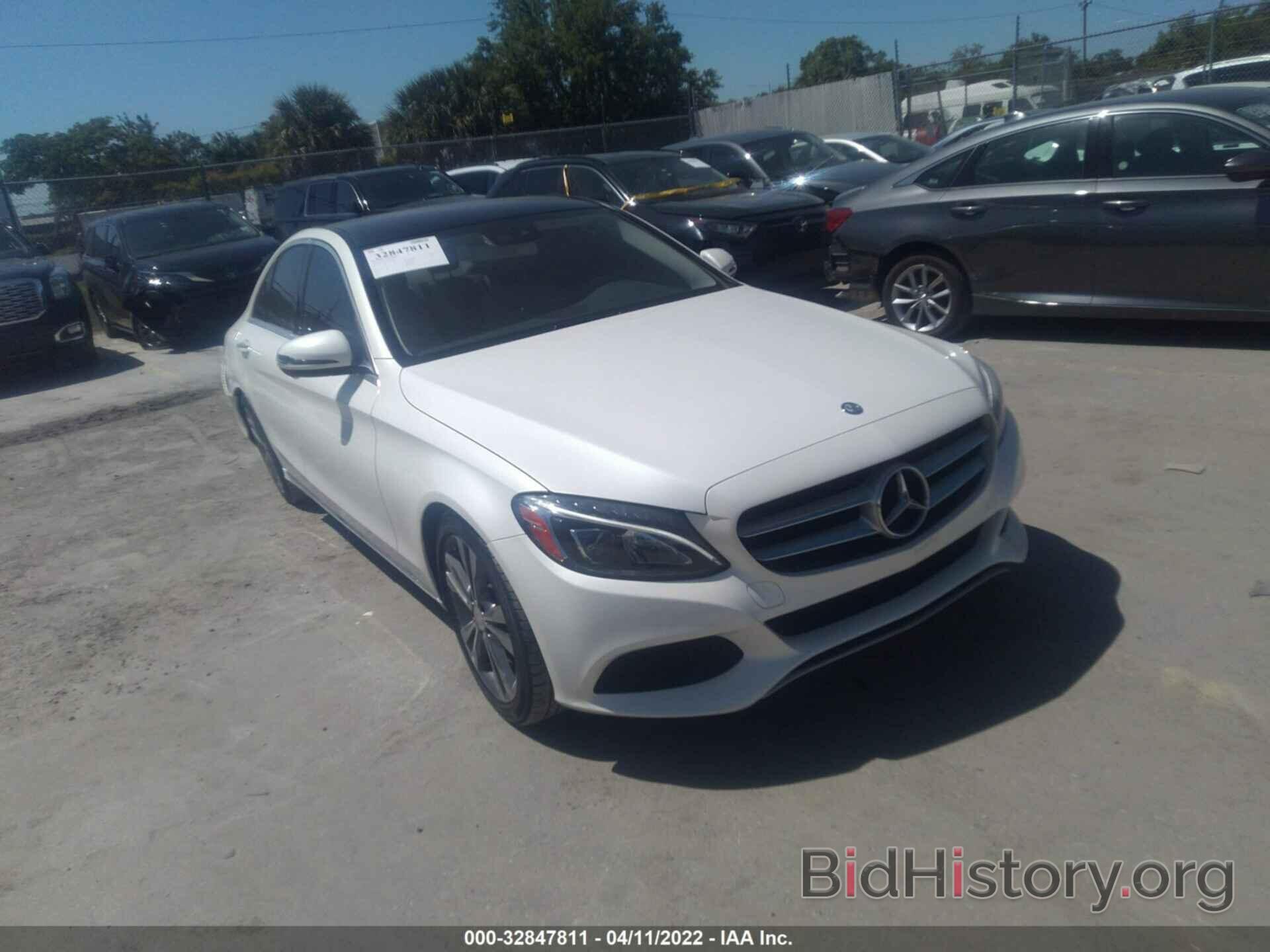 Photo WDDWF4JB0GR142540 - MERCEDES-BENZ C-CLASS 2016