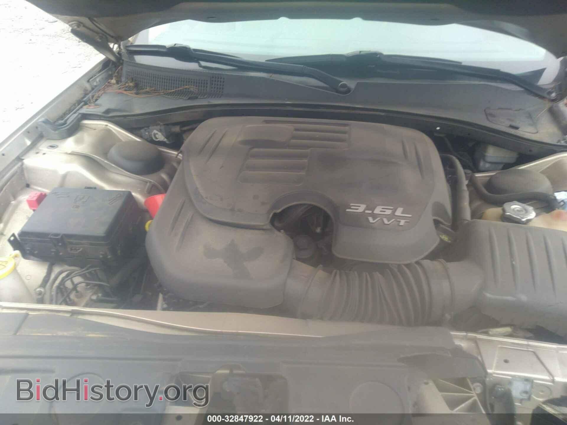 2012 CHRYSLER 300 - VIN: 2C3CCAAG6CH273907 - Photo 10