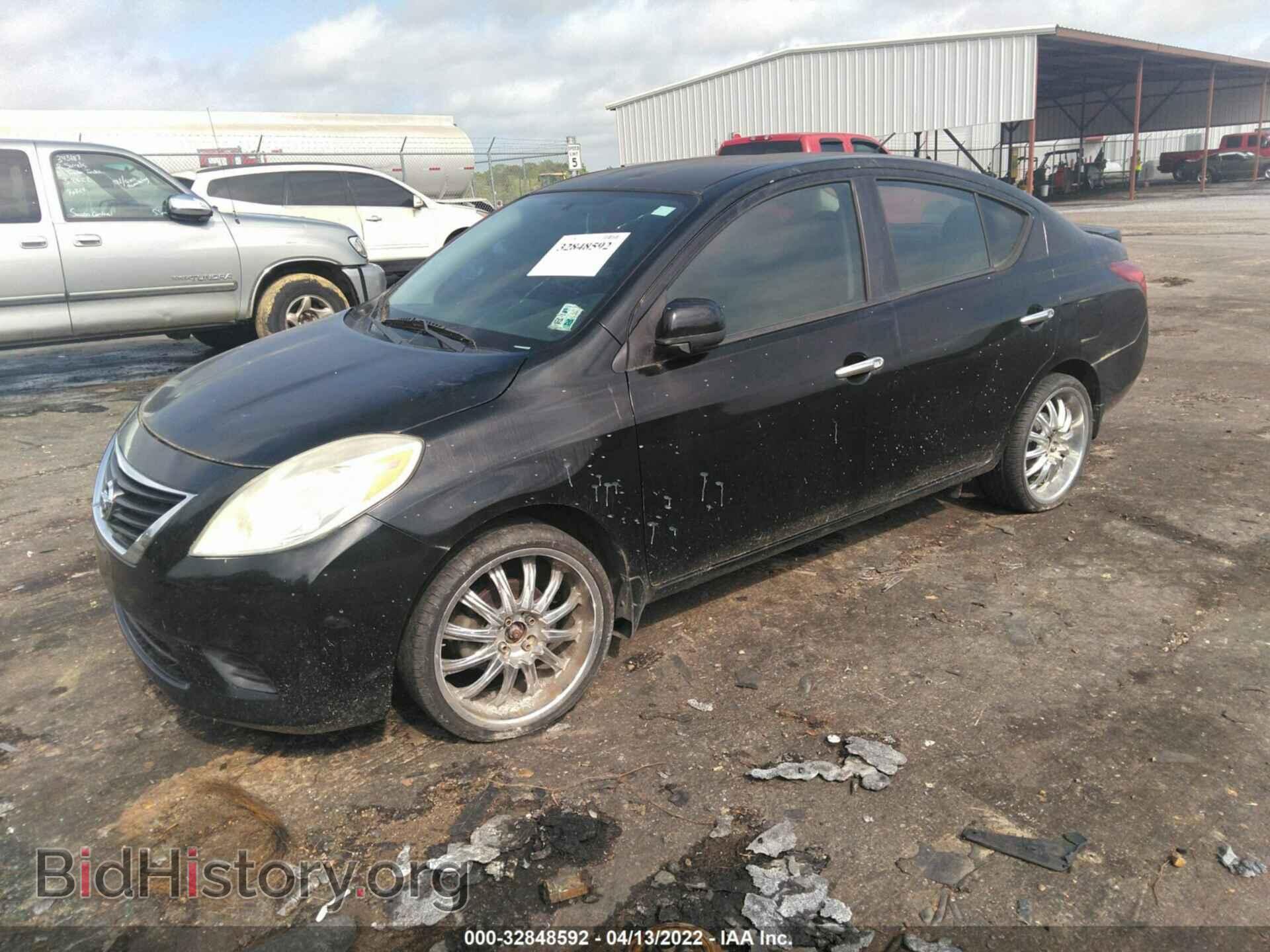 2013 NISSAN VERSA - VIN: 3N1CN7AP5DL863519 - Фото 2