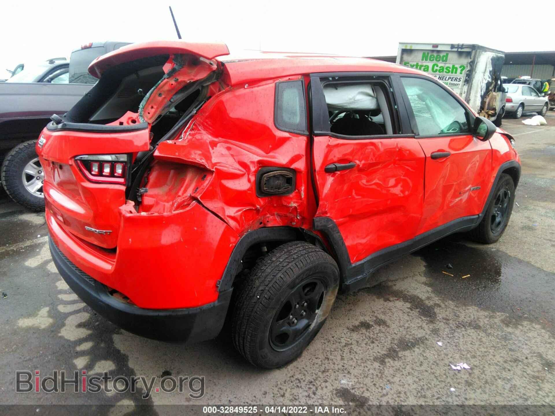 2017 JEEP COMPASS - VIN: 3C4NJCAB7HT647689 - Фото 4