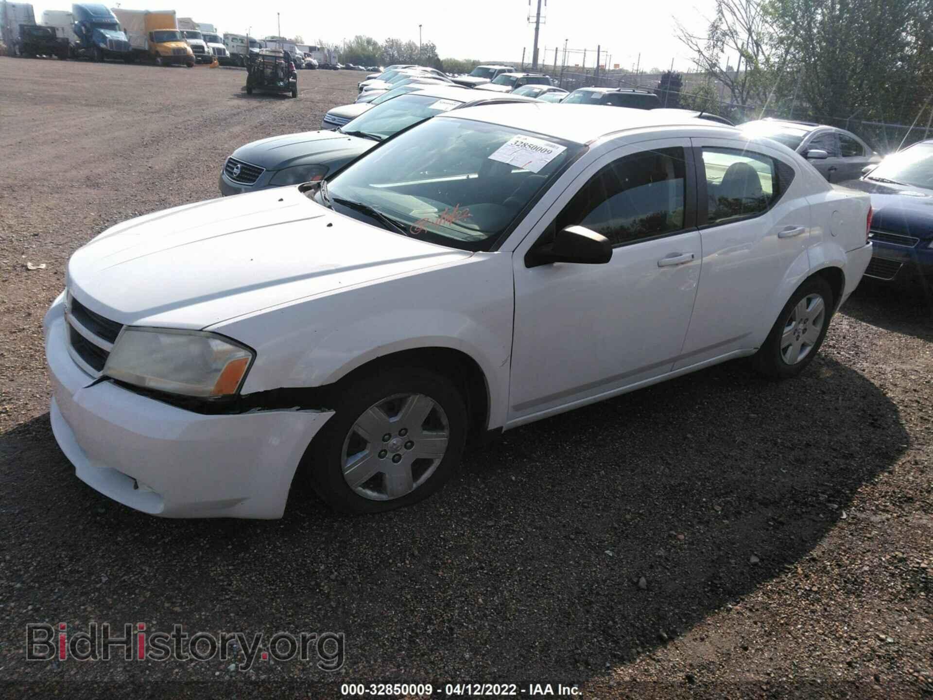 2010 DODGE AVENGER - VIN: 1B3CC4FB1AN127365 - Фото 2
