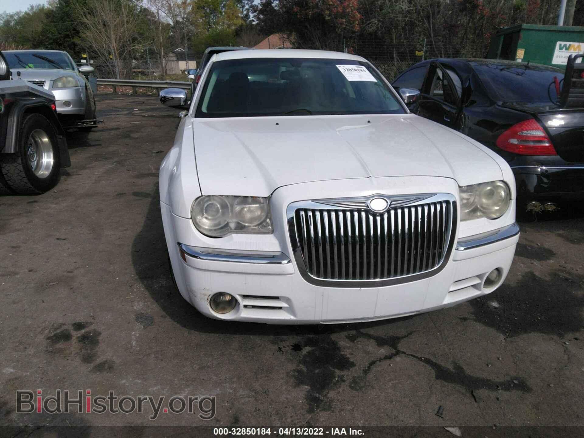 2008 CHRYSLER 300 - VIN: 2C3KA33G08H325453 - Фото 6