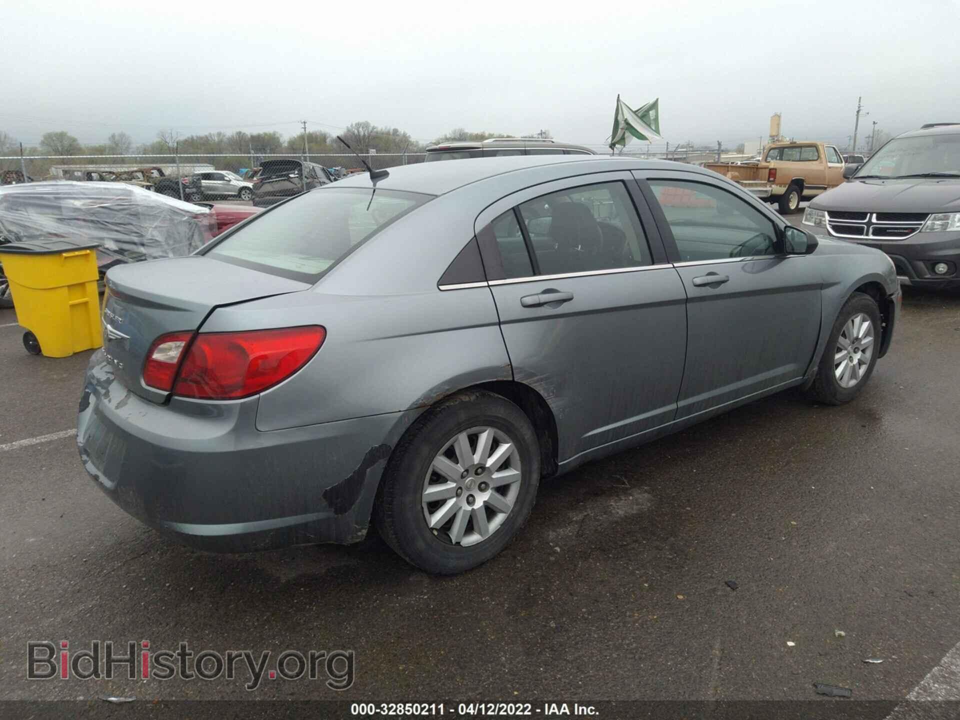 2010 CHRYSLER SEBRING - VIN: 1C3CC4FB7AN118236 - Фото 4