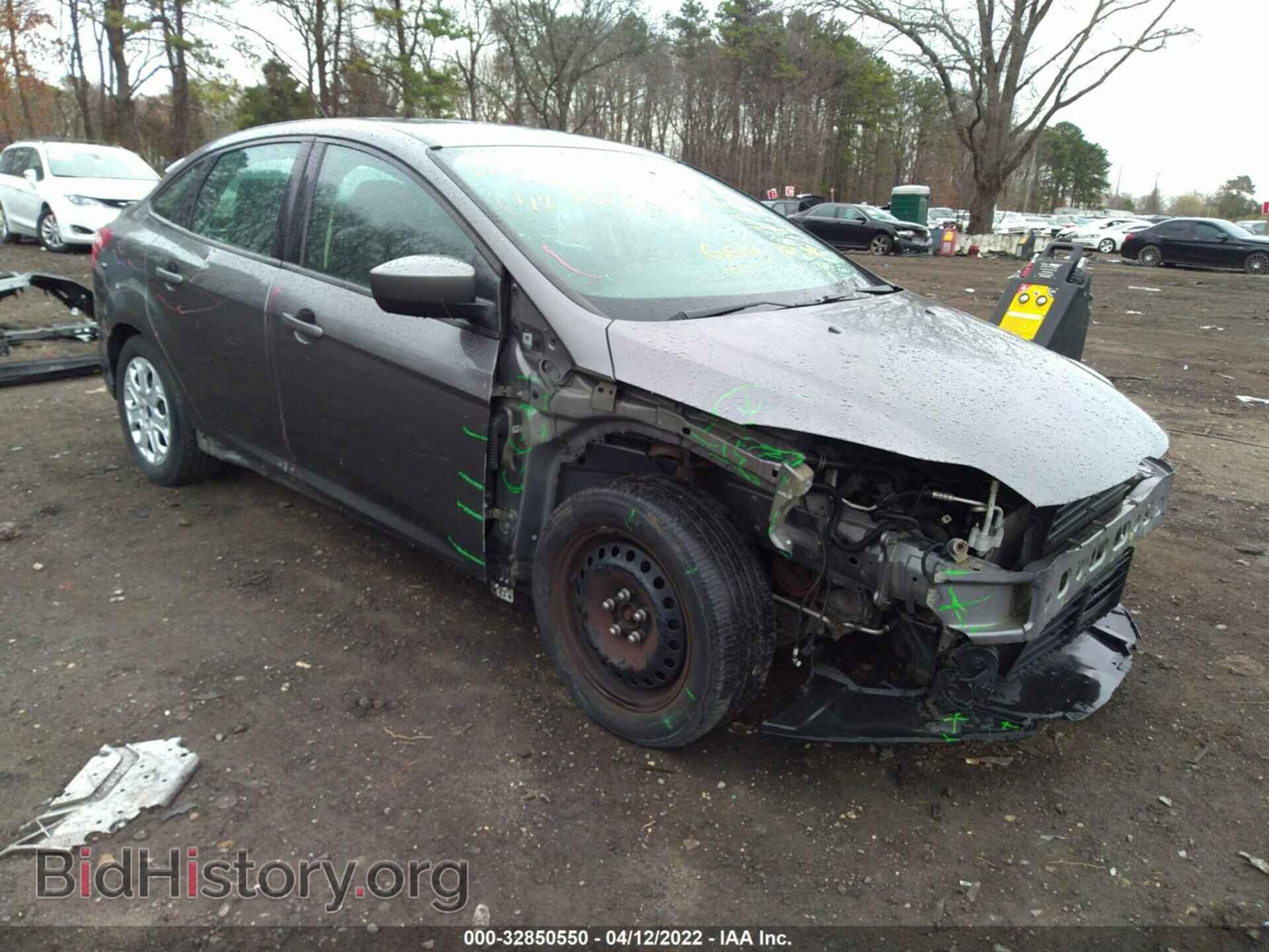 Photo 1FAHP3F25CL470901 - FORD FOCUS 2012