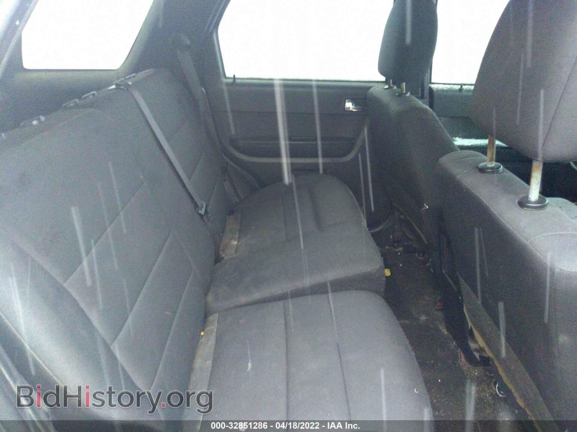 2011 FORD ESCAPE - VIN: 1FMCU0D75BKB11915 - Фото 8