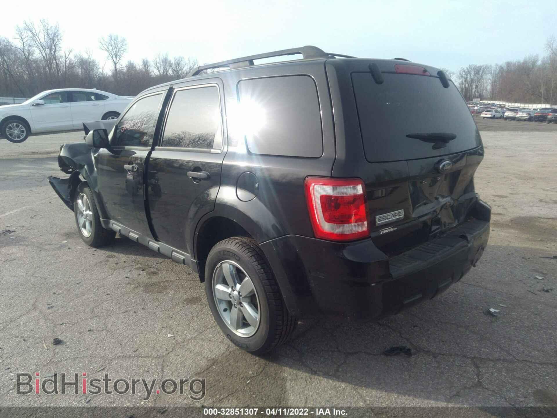 2011 FORD ESCAPE - VIN: 1FMCU0D78BKC20076 - Фото 3