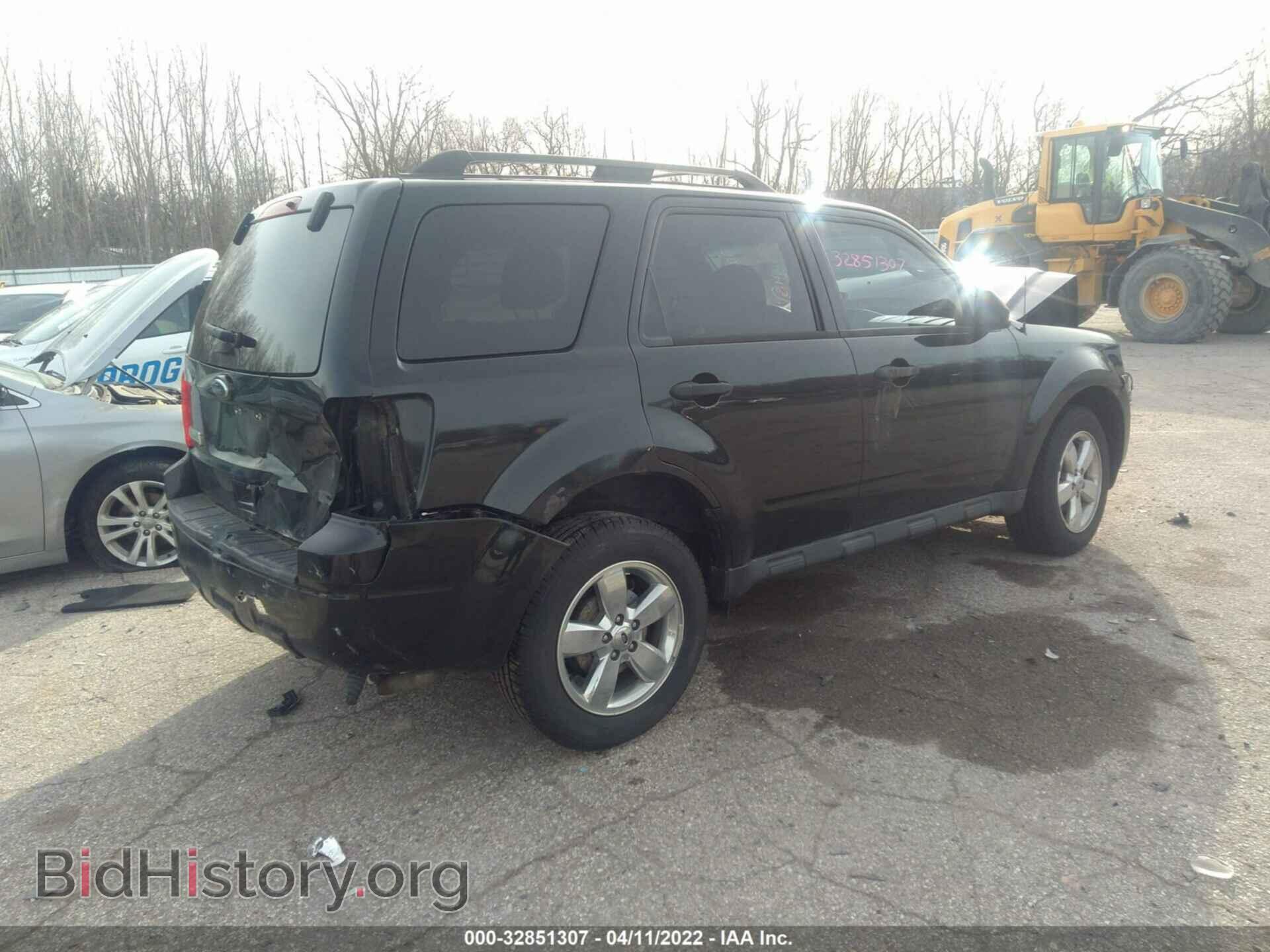 2011 FORD ESCAPE - VIN: 1FMCU0D78BKC20076 - Фото 4