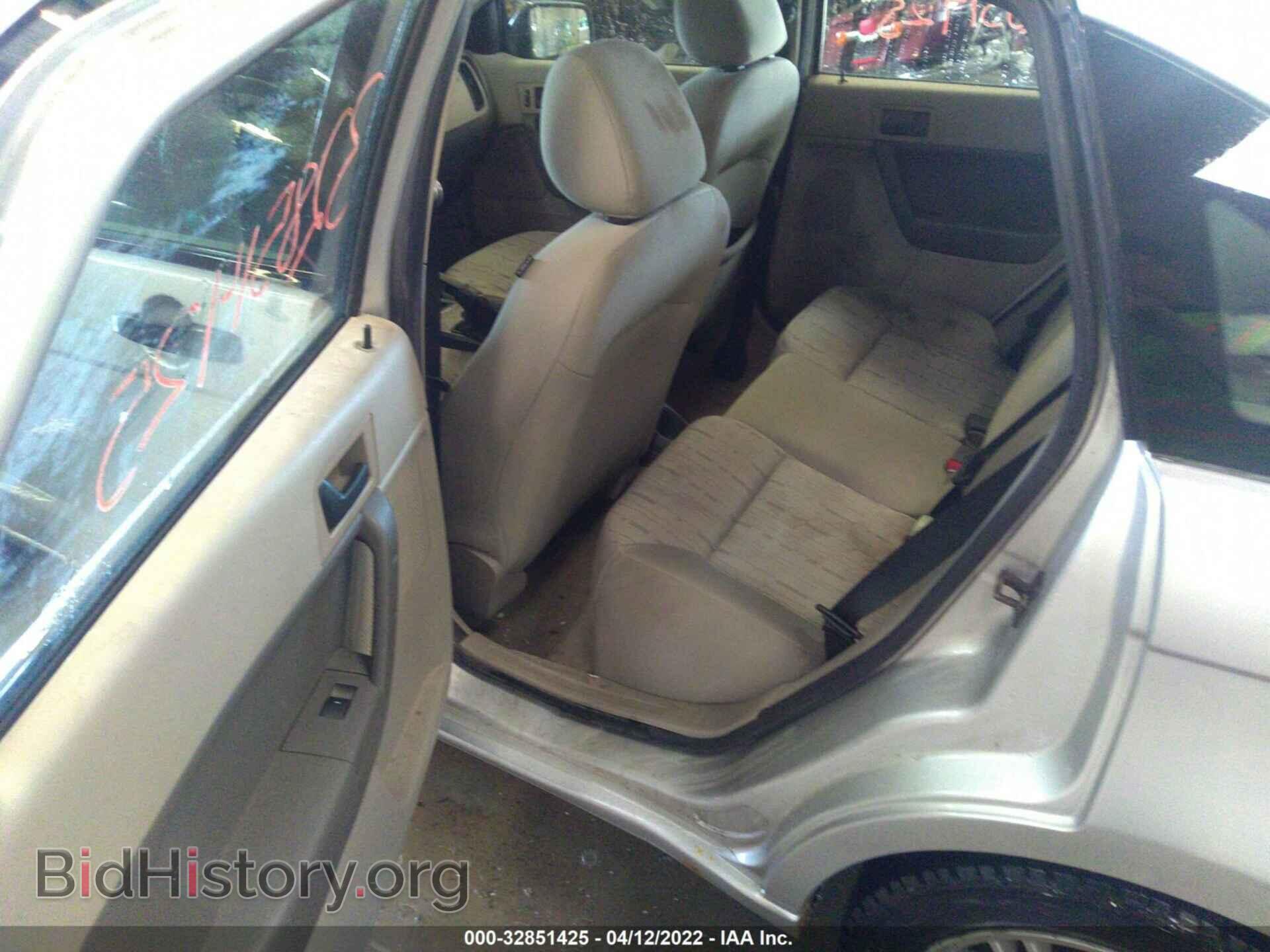2010 FORD FOCUS - VIN: 1FAHP3FN7AW213955 - Фото 8