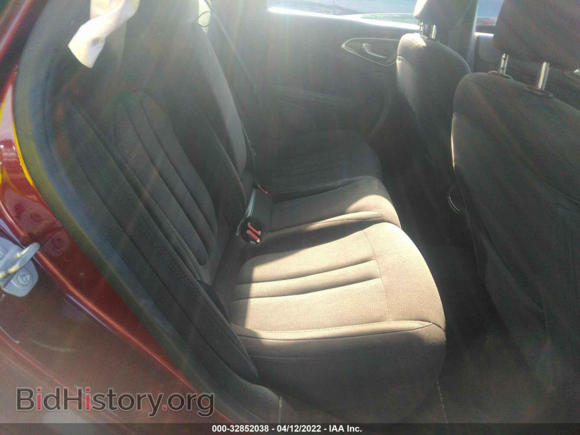 2015 CHRYSLER 200 - VIN: 1C3CCCAB4FN751060 - Фото 8