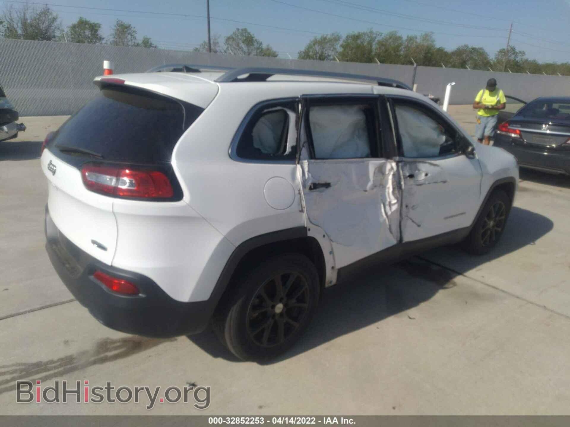 2018 JEEP CHEROKEE - VIN: 1C4PJLLB6JD606410 - Фото 3