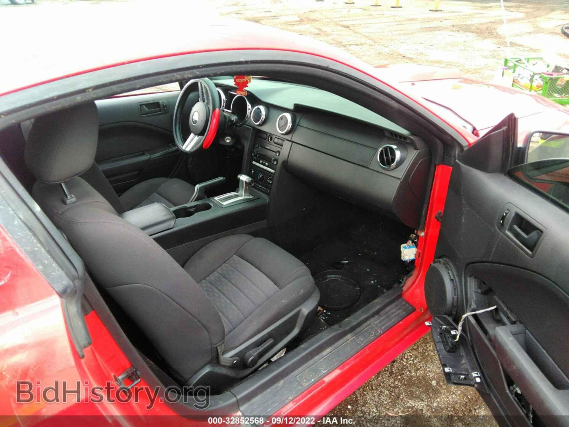 2006 FORD MUSTANG - VIN: 1ZVFT82H165164305 - Фото 5
