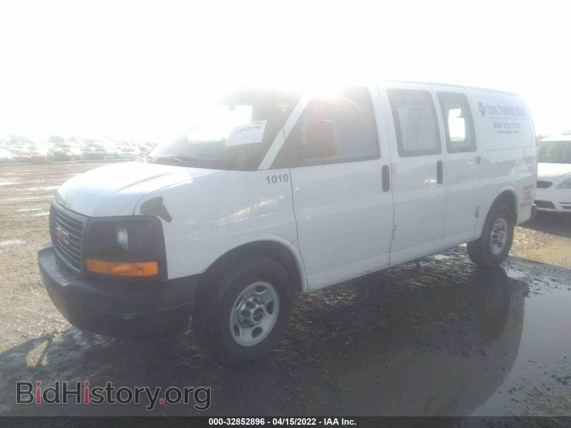 2011 GMC SAVANA 2500 - VIN: 1GTW7FCA2B1165607 - Photo 2