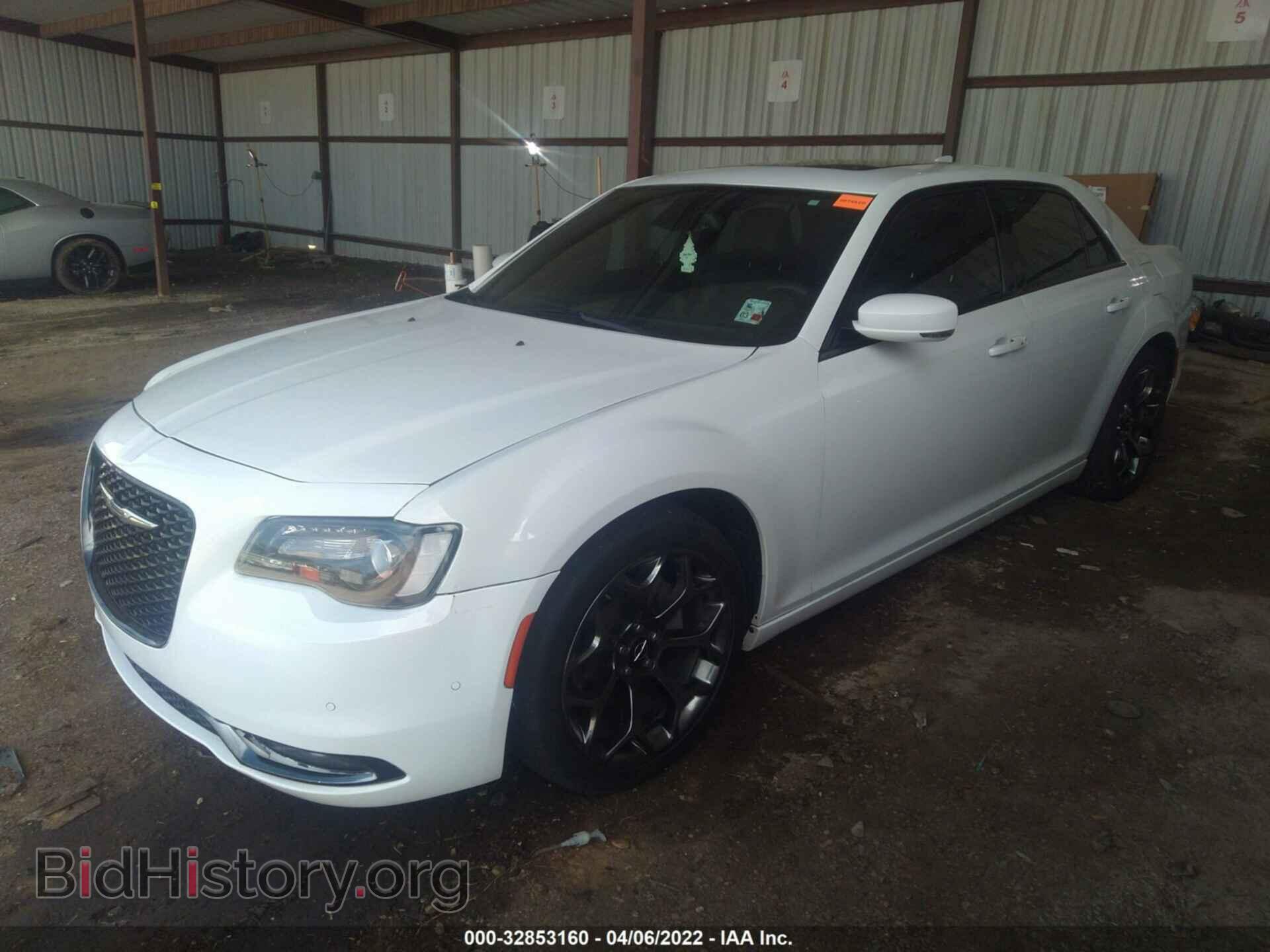 2015 CHRYSLER 300 - VIN: 2C3CCABG4FH781442 - Фото 2