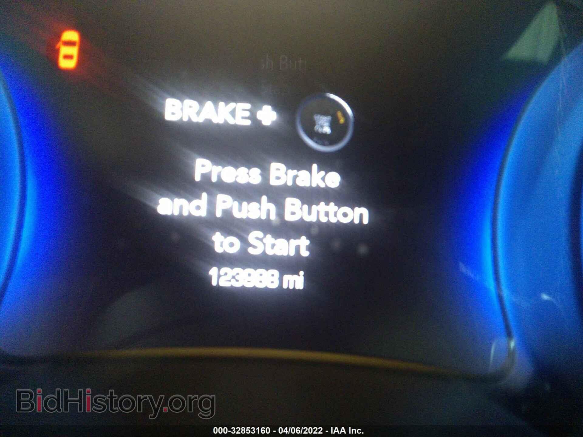 2015 CHRYSLER 300 - VIN: 2C3CCABG4FH781442 - Фото 7