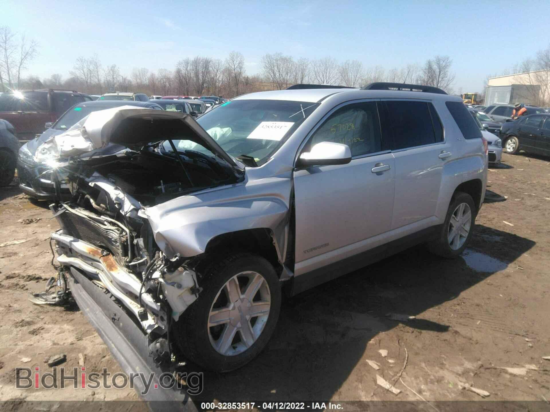 2011 GMC TERRAIN - VIN: 2CTFLVEC6B6216290 - Photo 2