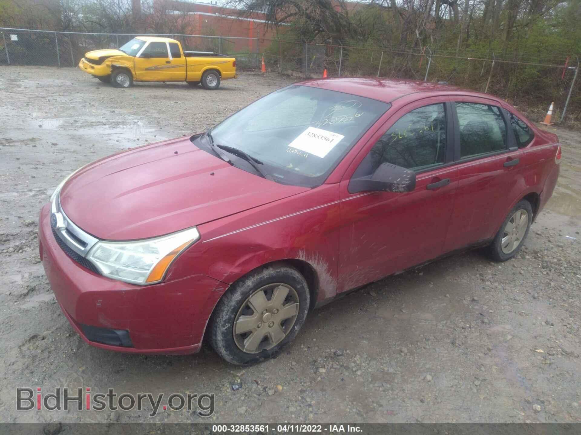 2011 FORD FOCUS - VIN: 1FAHP3EN1BW204848 - Фото 2