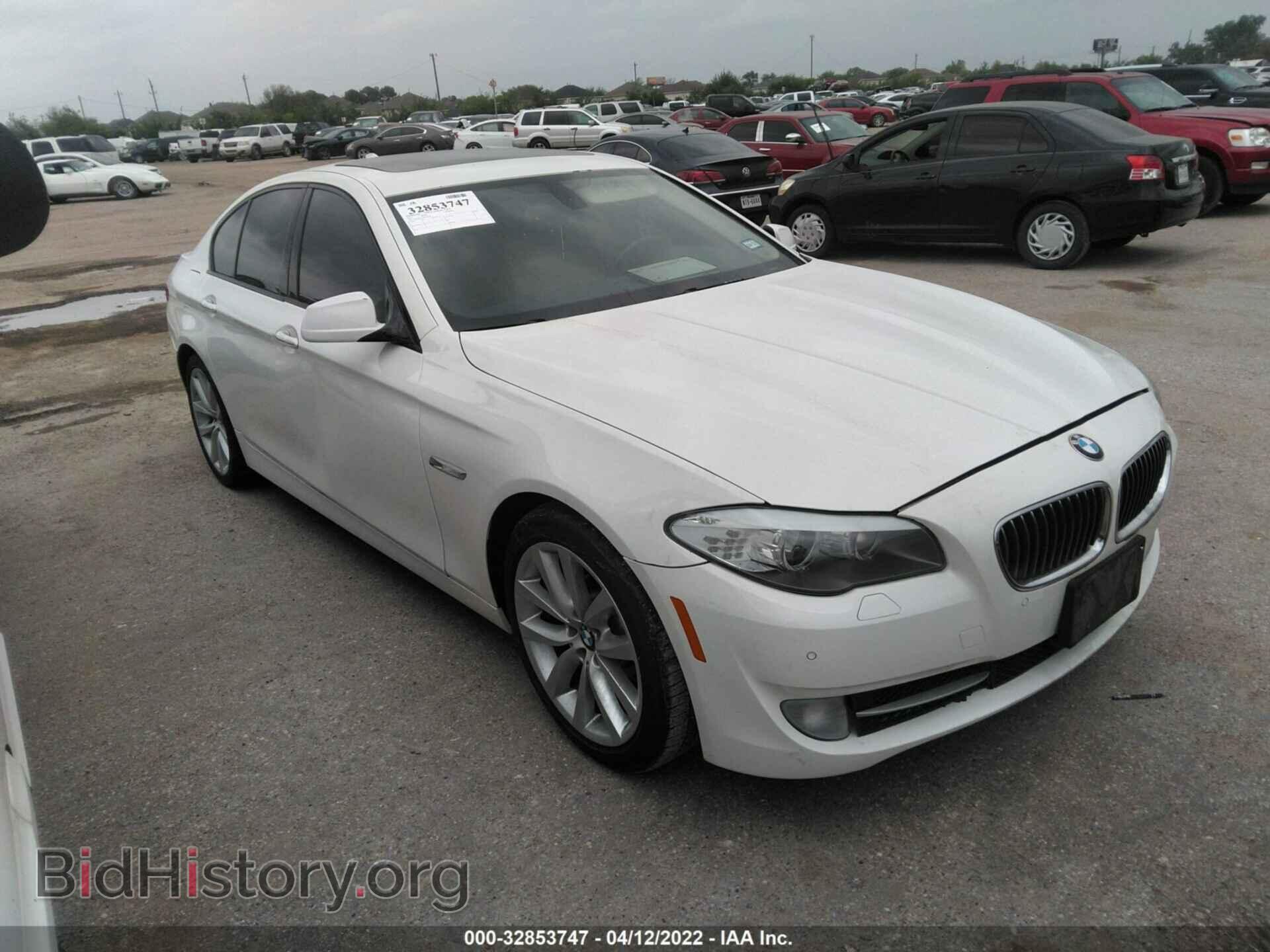 Photo WBAFR7C56BC802566 - BMW 5 SERIES 2011
