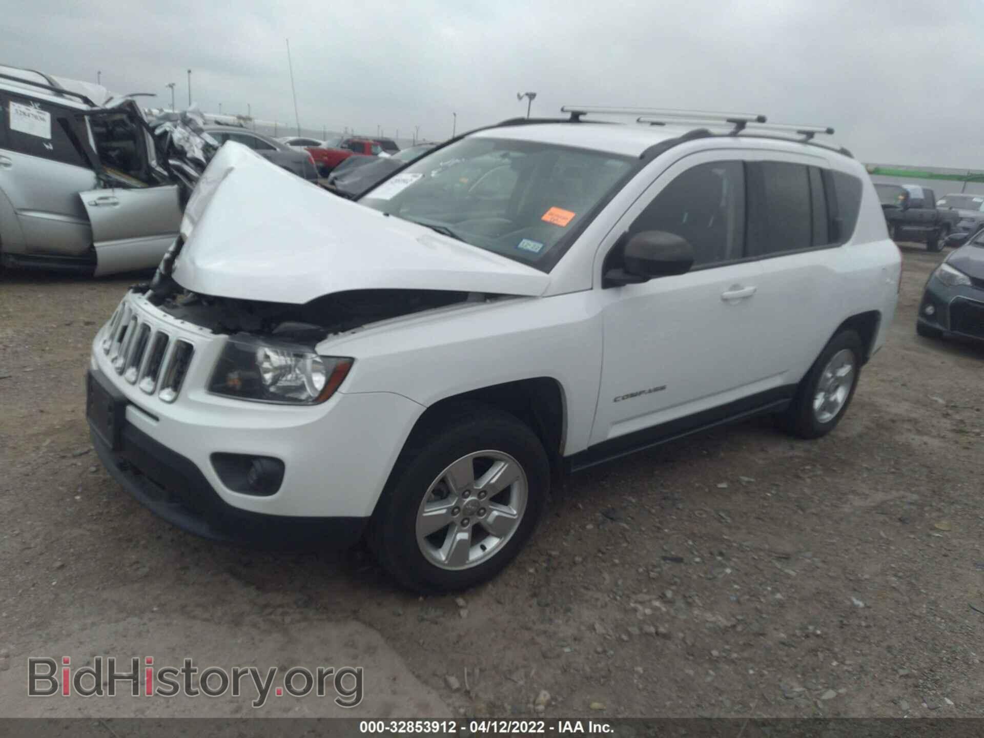 2014 JEEP COMPASS - VIN: 1C4NJCBAXED812285 - Фото 2