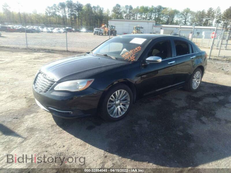 2013 Chrysler 200 (VIN 1C3CCBCG4DN520580) — photo 2 of 11