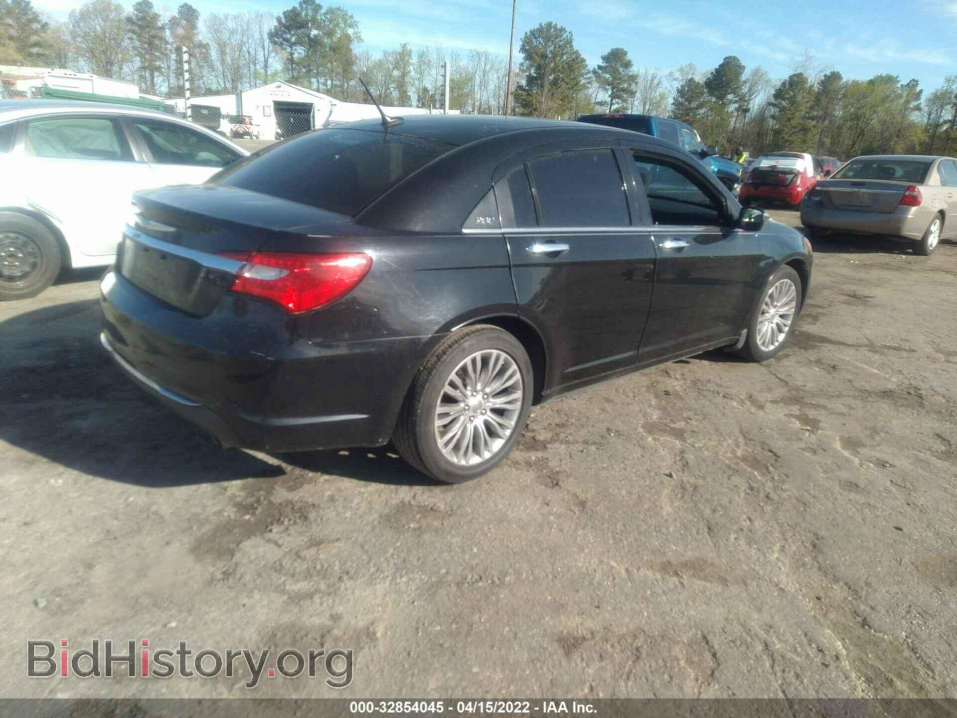 2013 CHRYSLER 200 - VIN: 1C3CCBCG4DN520580 - Фото 4