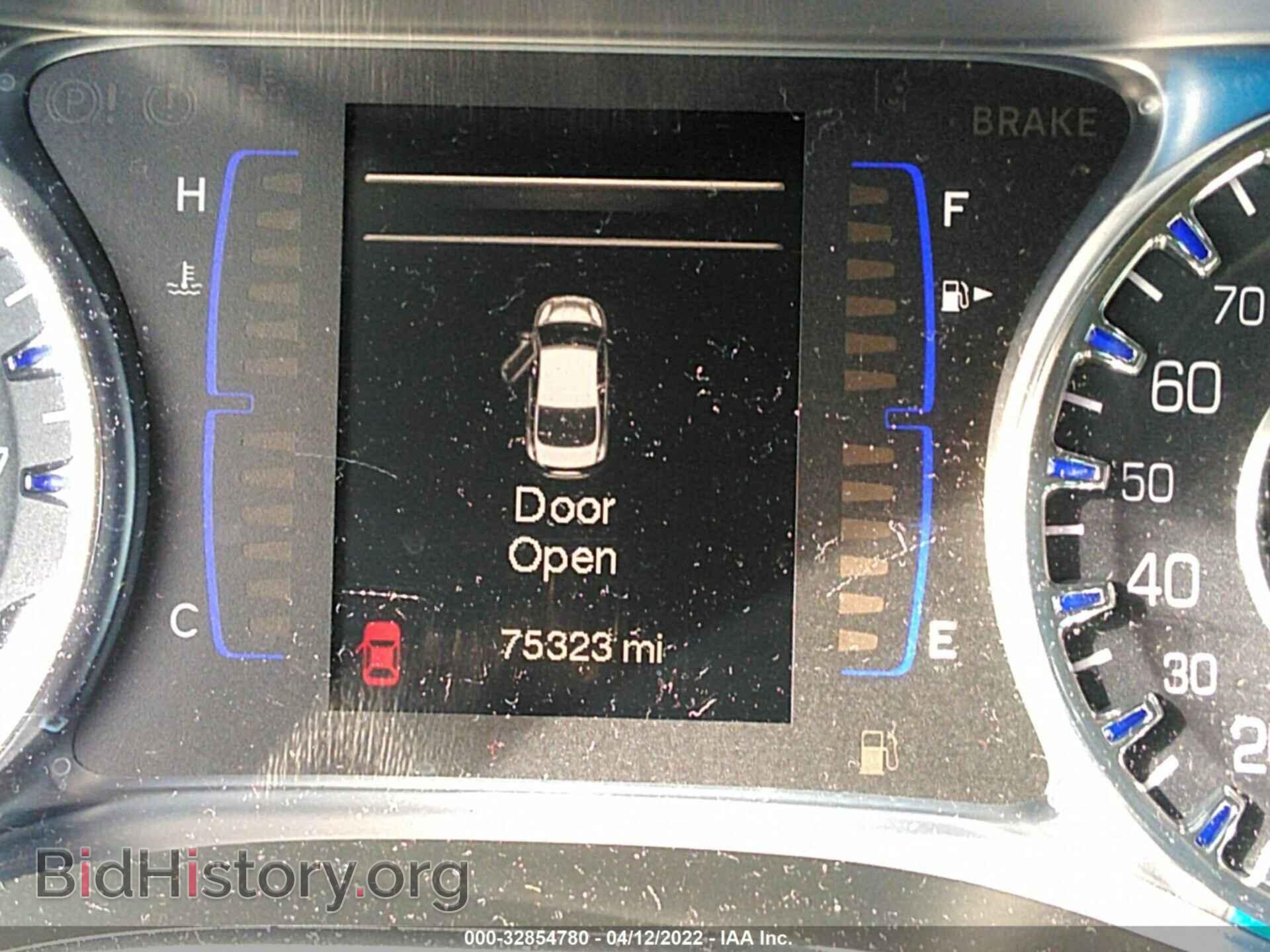 2015 CHRYSLER 200 - VIN: 1C3CCCABXFN706012 - Фото 7