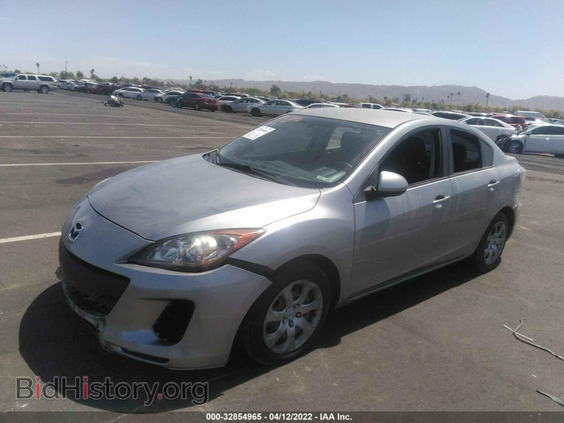 2013 MAZDA MAZDA3 - VIN: JM1BL1TG4D1822055 - Фото 2