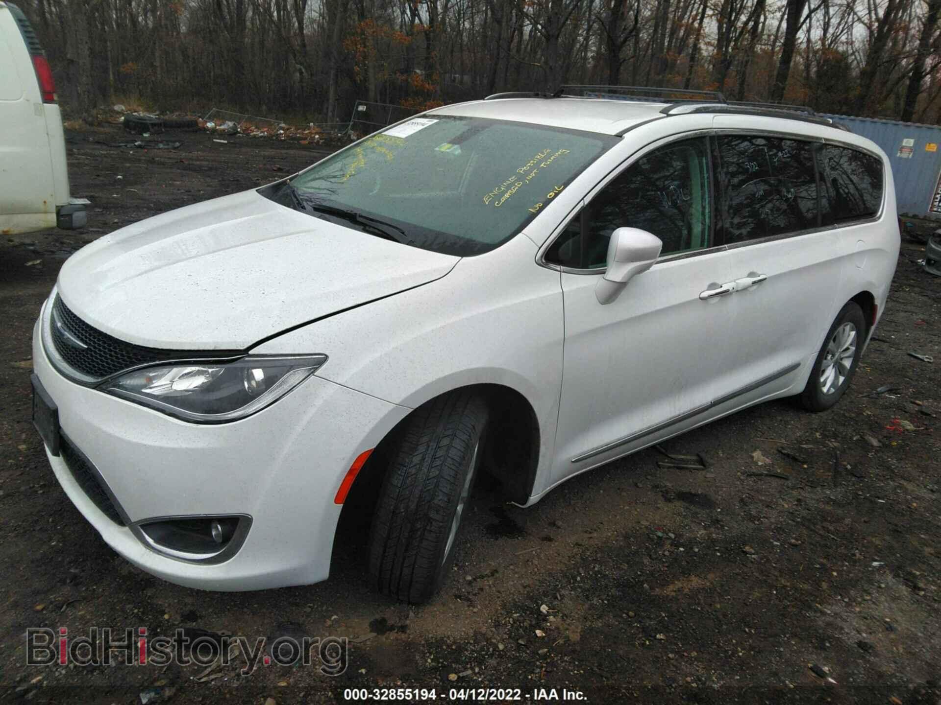 2019 CHRYSLER PACIFICA - VIN: 2C4RC1BG4KR685644 - Фото 2