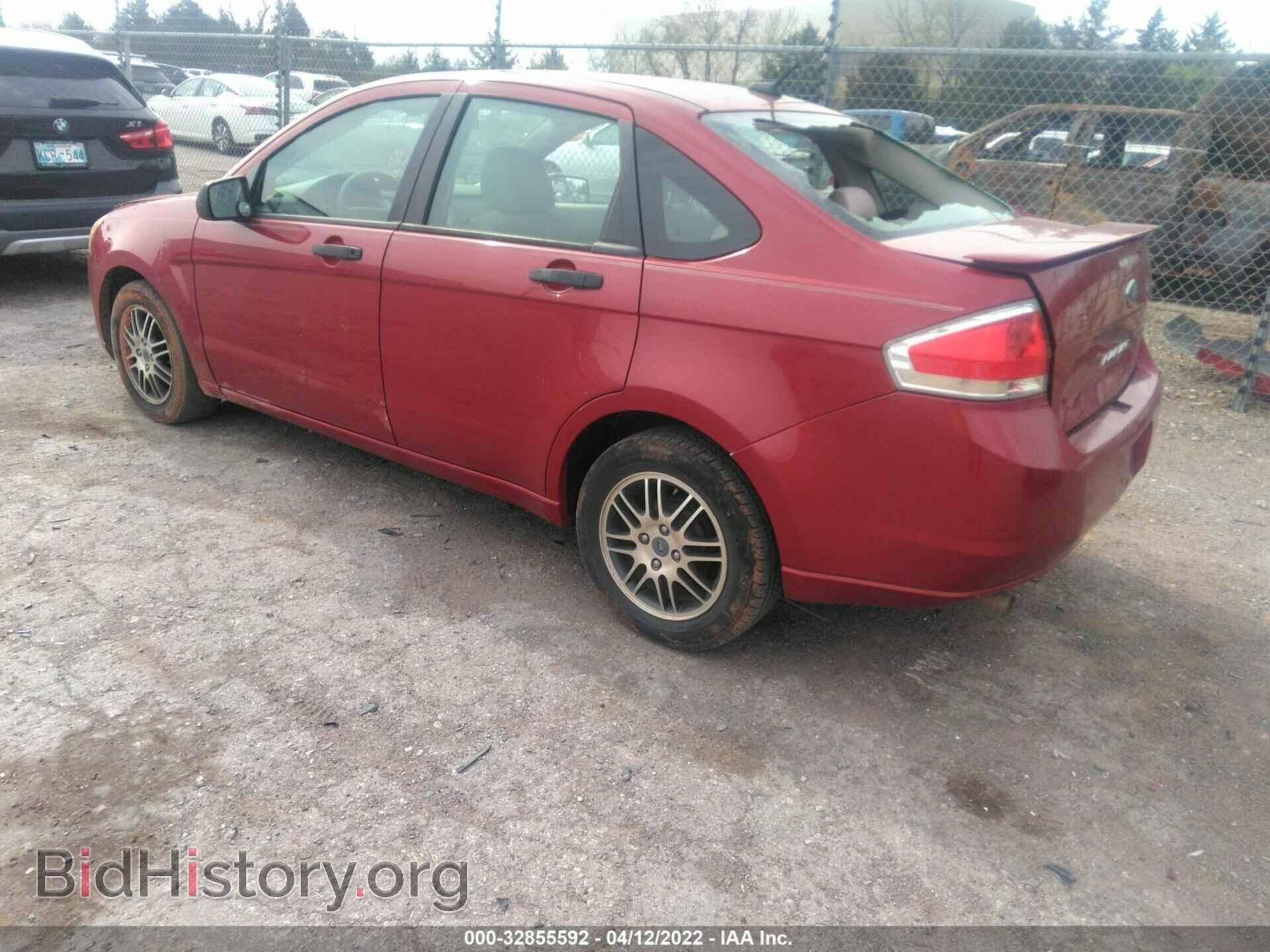 2011 FORD FOCUS - VIN: 1FAHP3FN1BW183093 - Фото 3