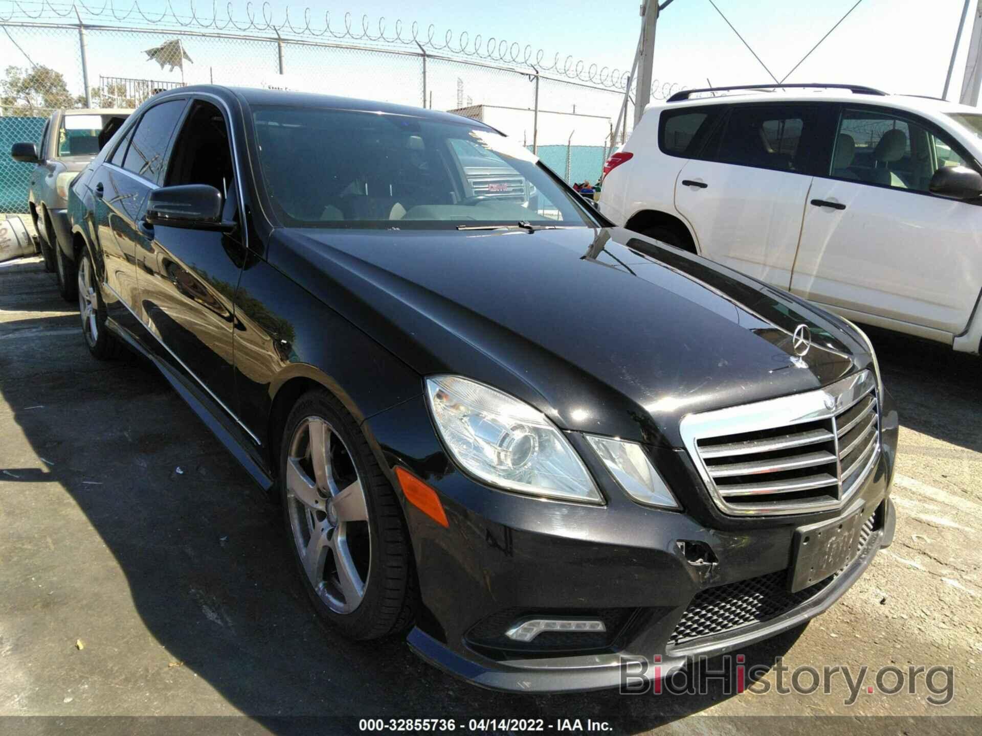 Photo WDDHF5GB3BA438732 - MERCEDES-BENZ E-CLASS 2011