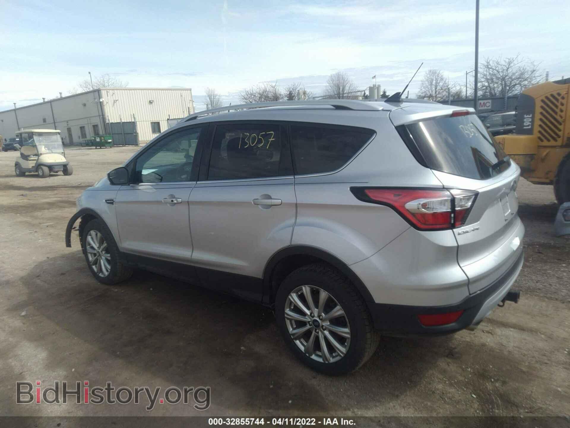2018 FORD ESCAPE - VIN: 1FMCU9J94JUD55455 - Фото 3